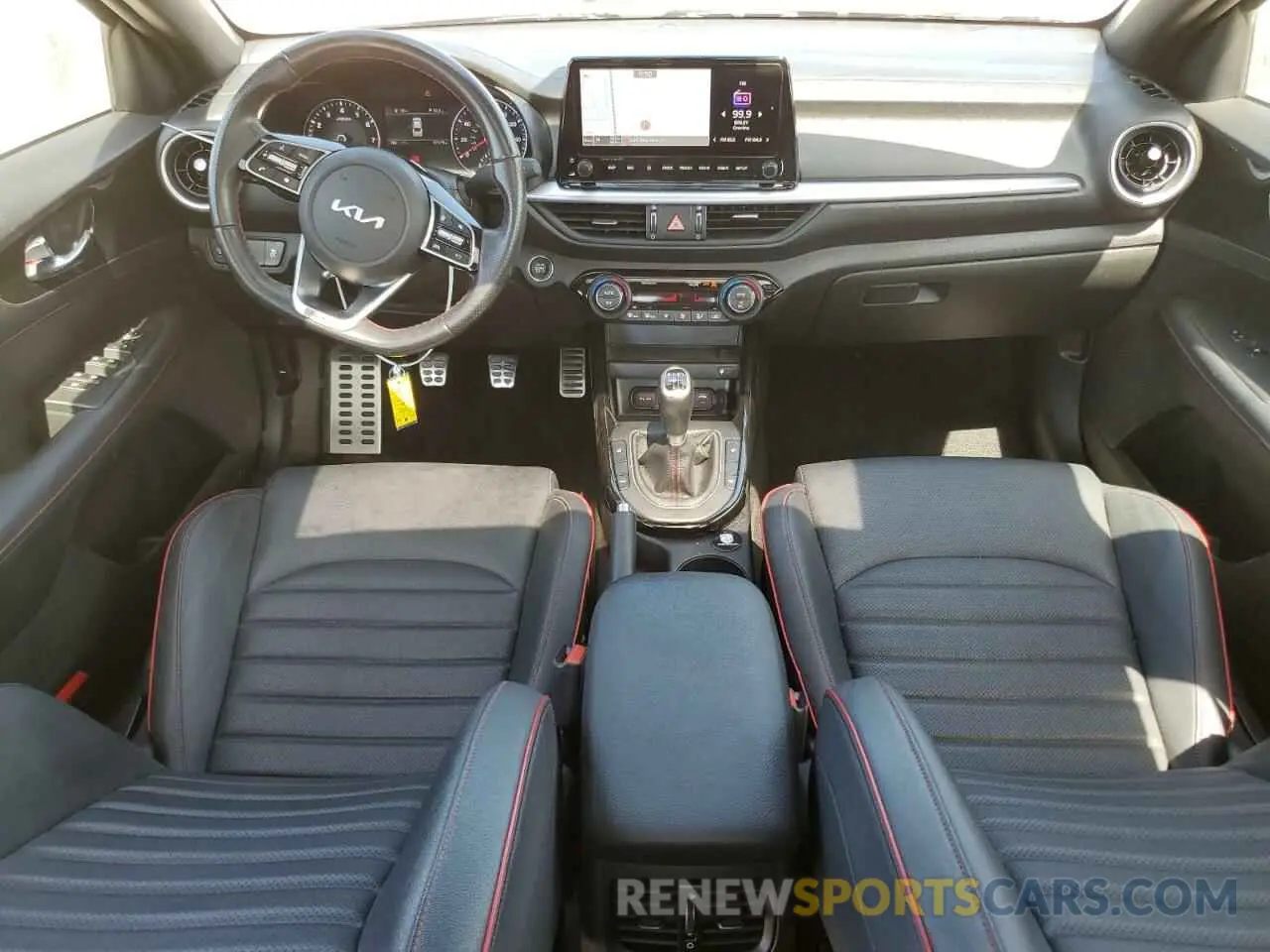 8 fotografías del automóvil dañado 3KPF44ACXNE466225 KIA FORTE 2022