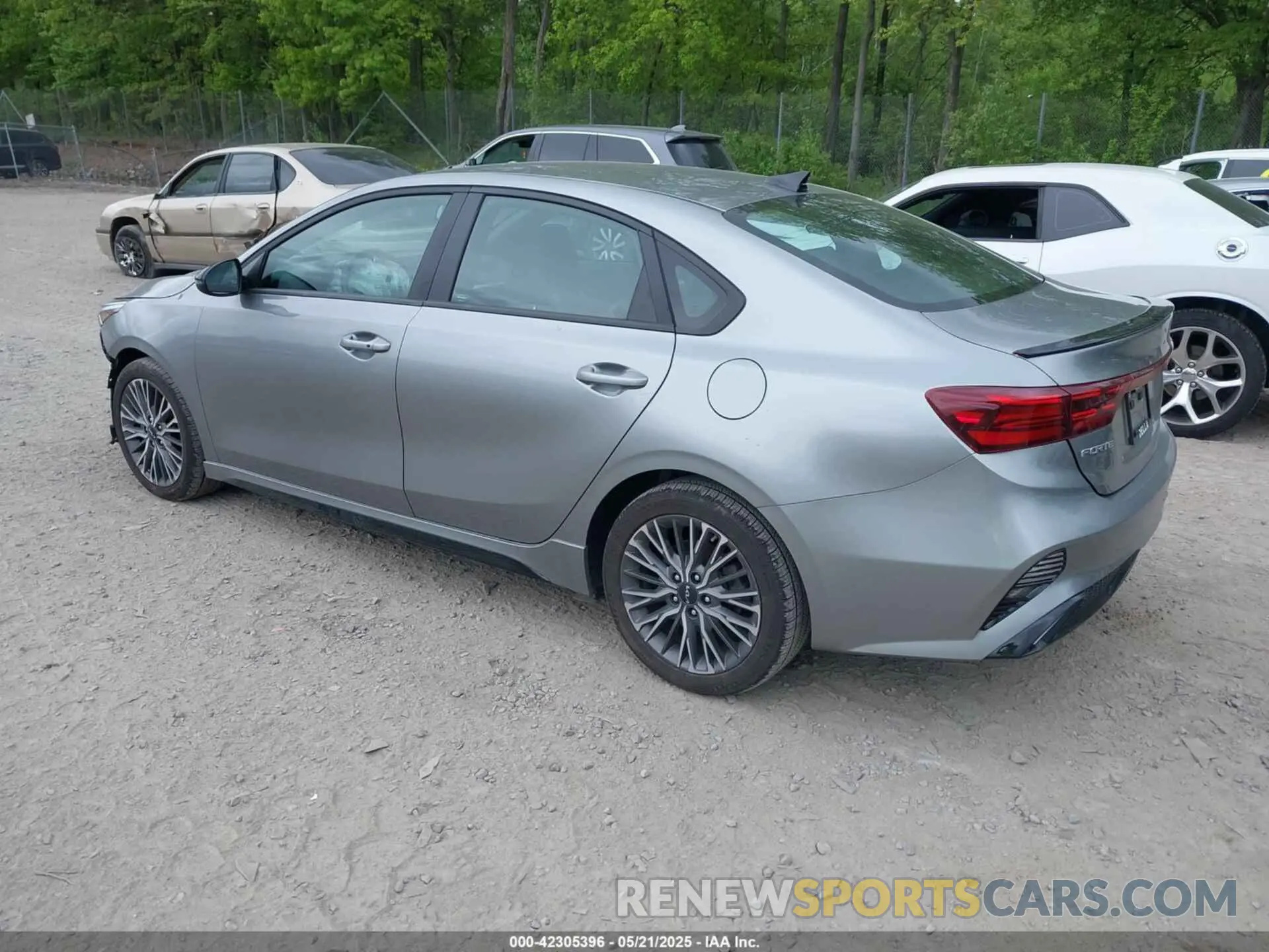 3 fotografías del automóvil dañado 3KPF54AD0NE486182 KIA FORTE 2022