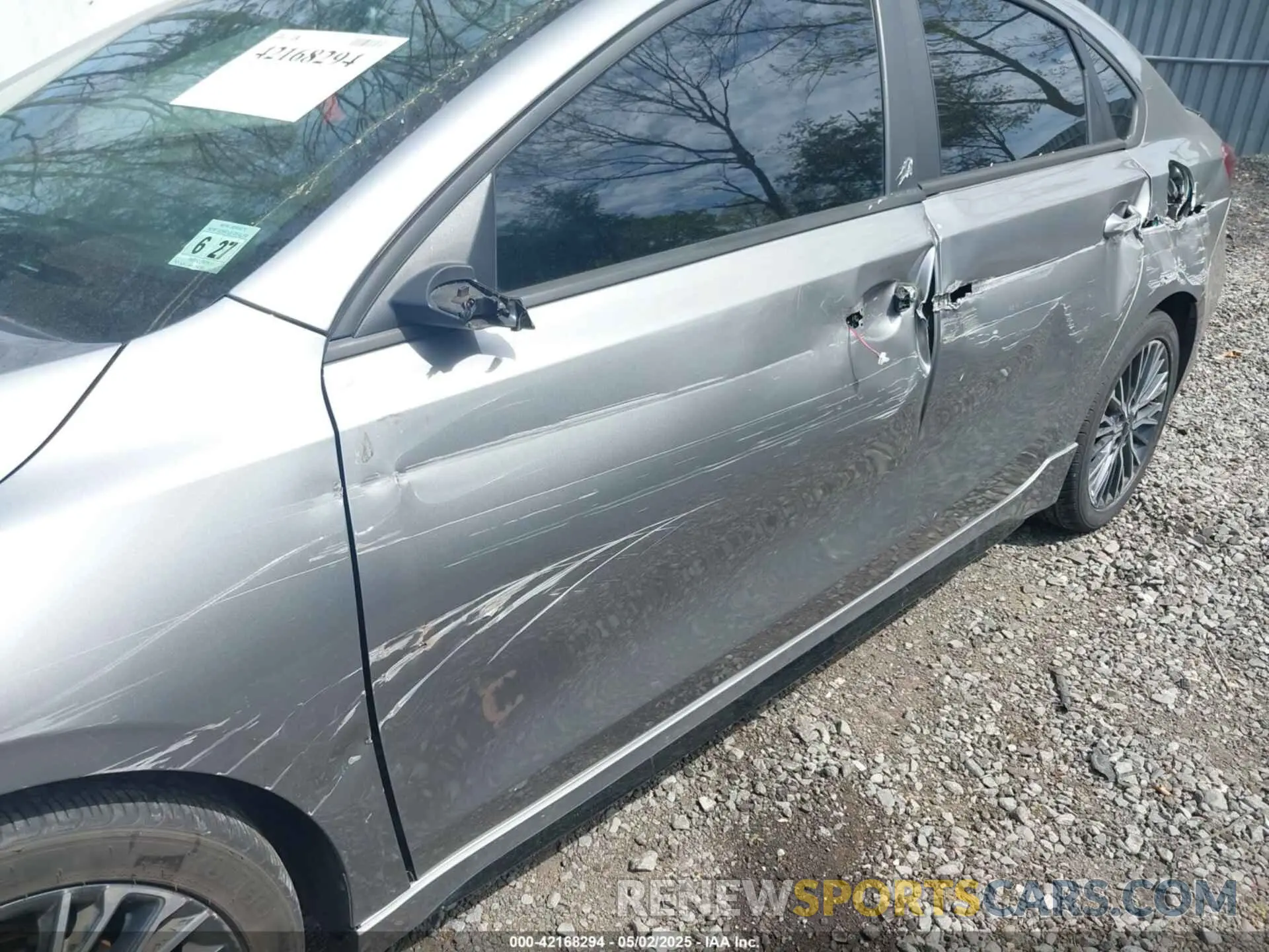 6 fotografías del automóvil dañado 3KPF54AD0NE490720 KIA FORTE 2022