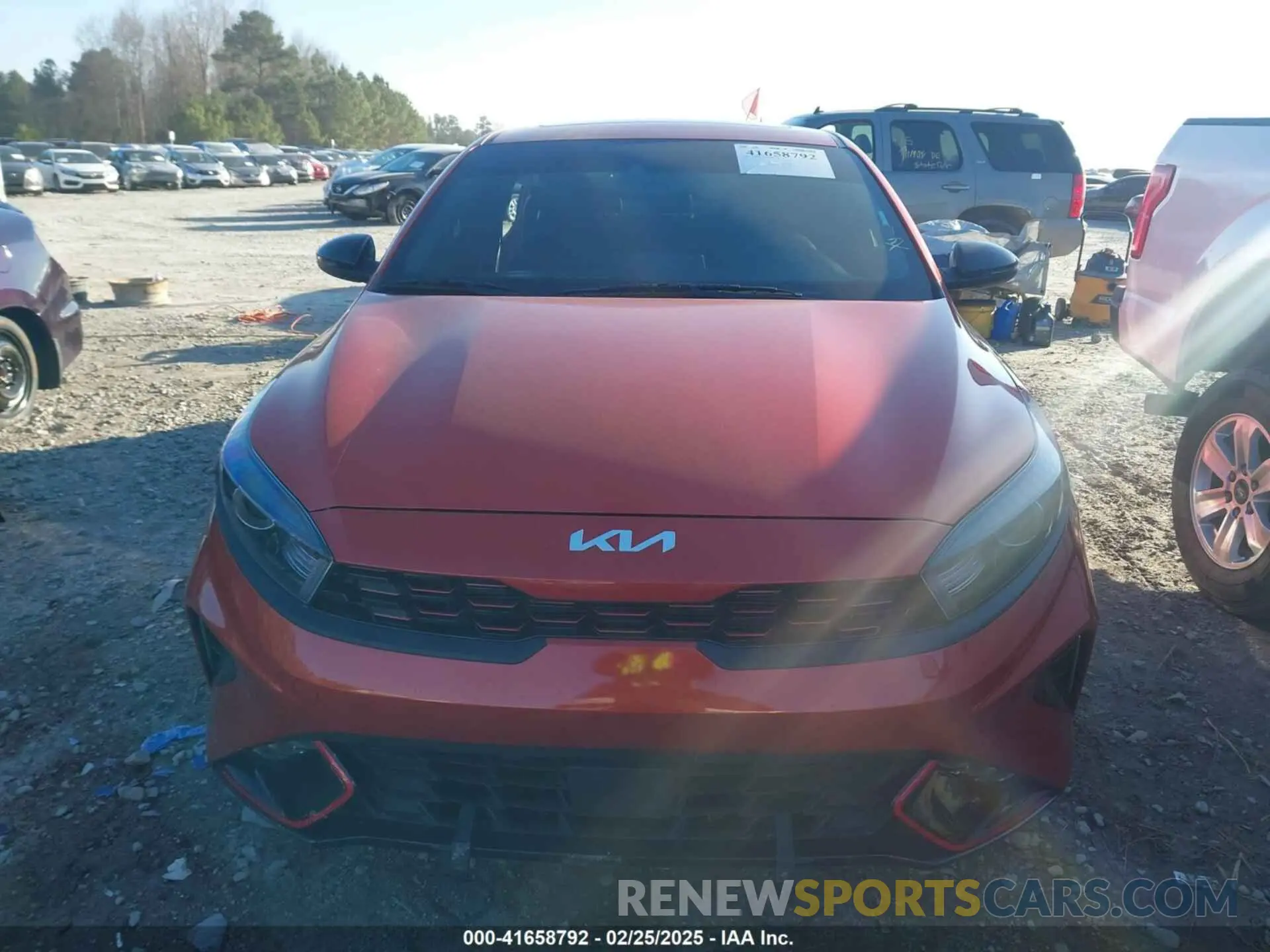 12 fotografías del automóvil dañado 3KPF54AD0NE500887 KIA FORTE 2022
