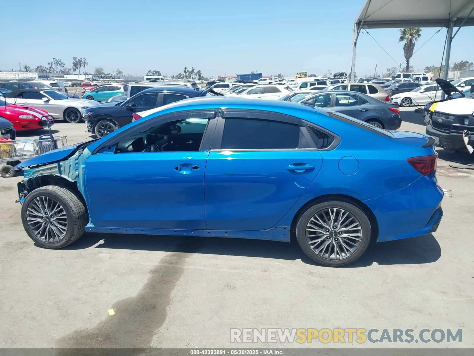 15 fotografías del automóvil dañado 3KPF54AD1NE431093 KIA FORTE 2022
