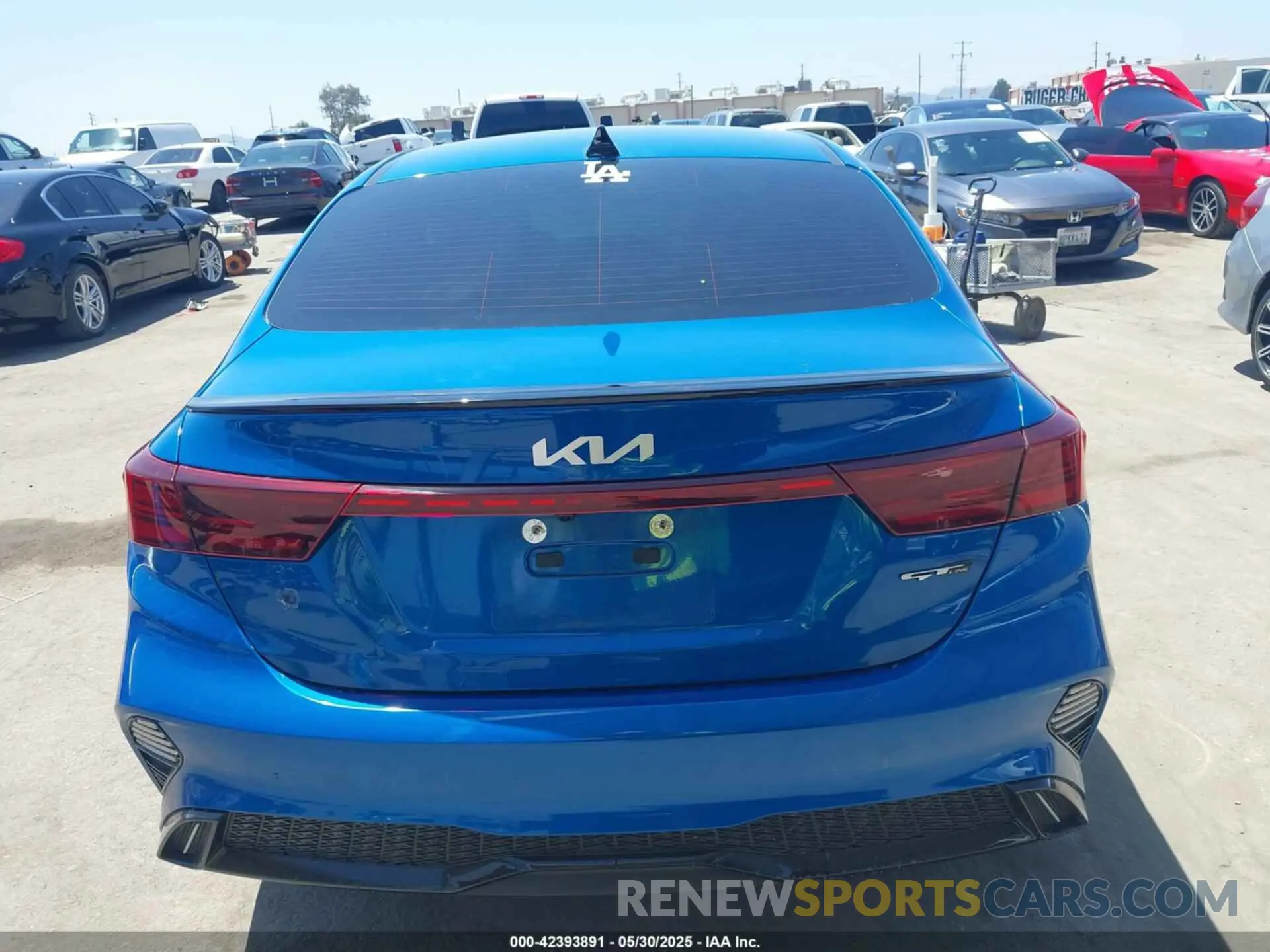 17 fotografías del automóvil dañado 3KPF54AD1NE431093 KIA FORTE 2022