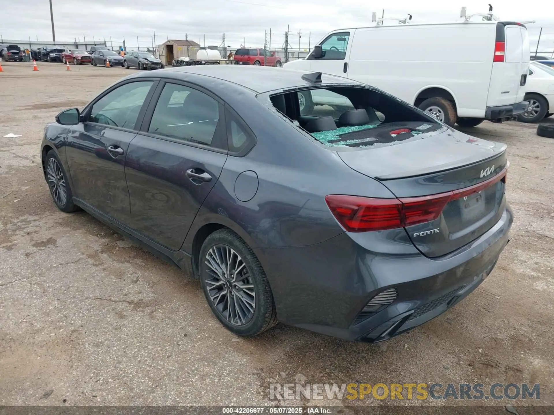 3 fotografías del automóvil dañado 3KPF54AD2NE478780 KIA FORTE 2022