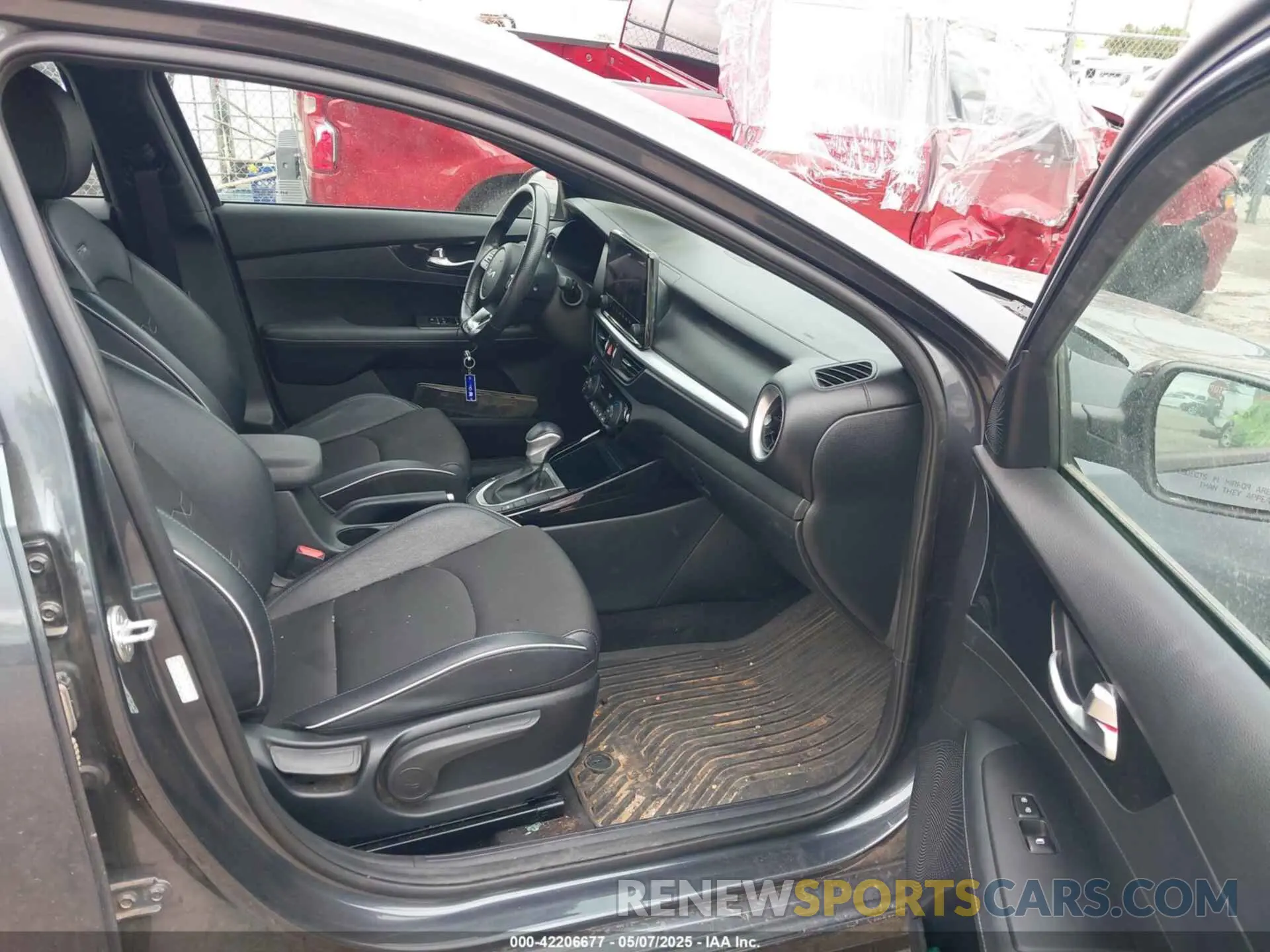 5 fotografías del automóvil dañado 3KPF54AD2NE478780 KIA FORTE 2022