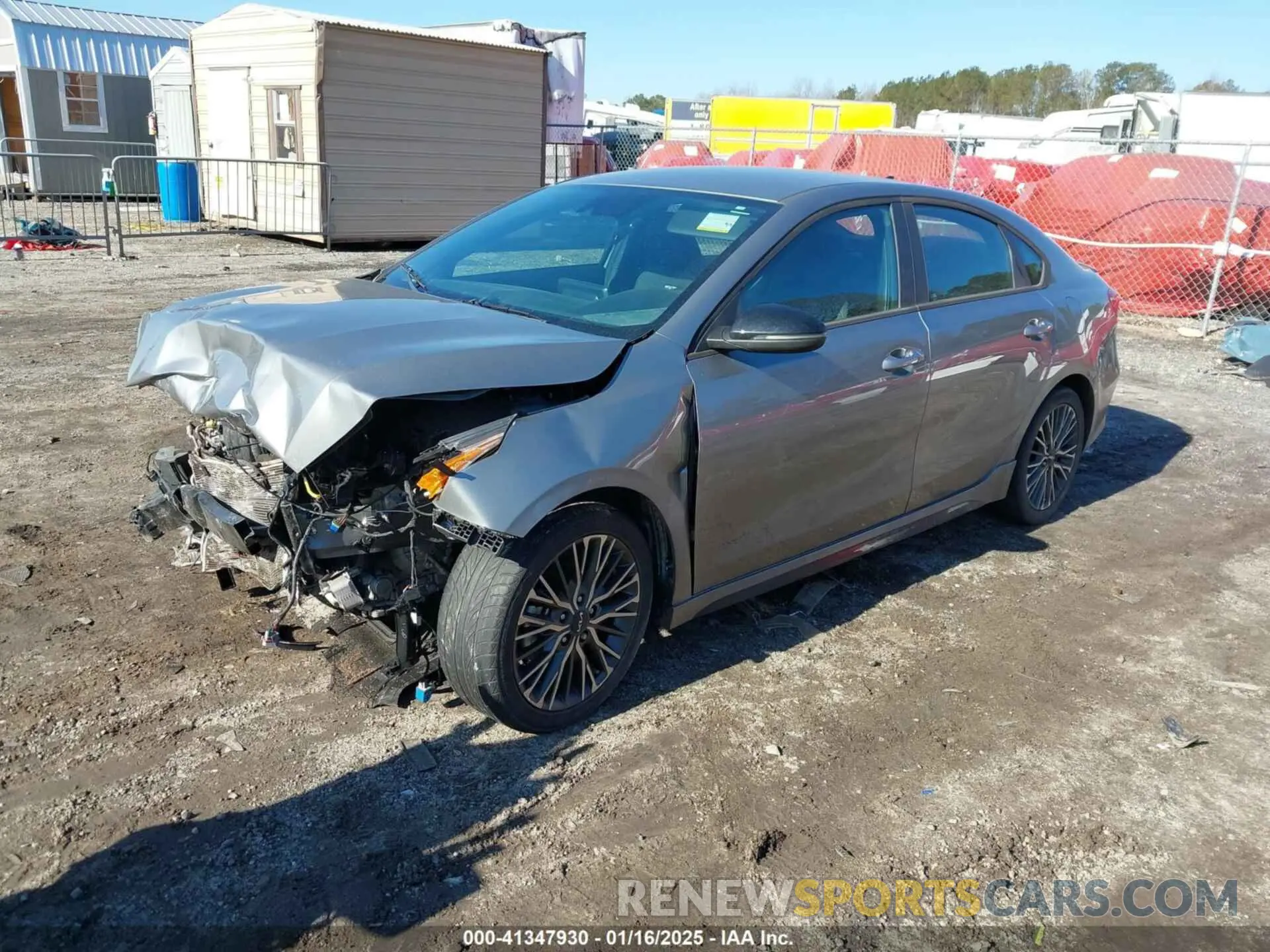 2 fotografías del automóvil dañado 3KPF54AD3NE489352 KIA FORTE 2022