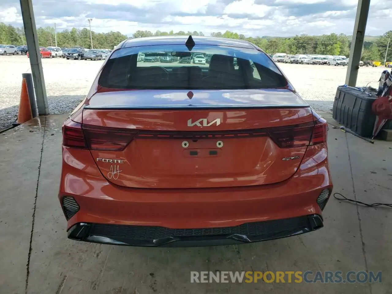 6 fotografías del automóvil dañado 3KPF54AD4NE437731 KIA FORTE 2022