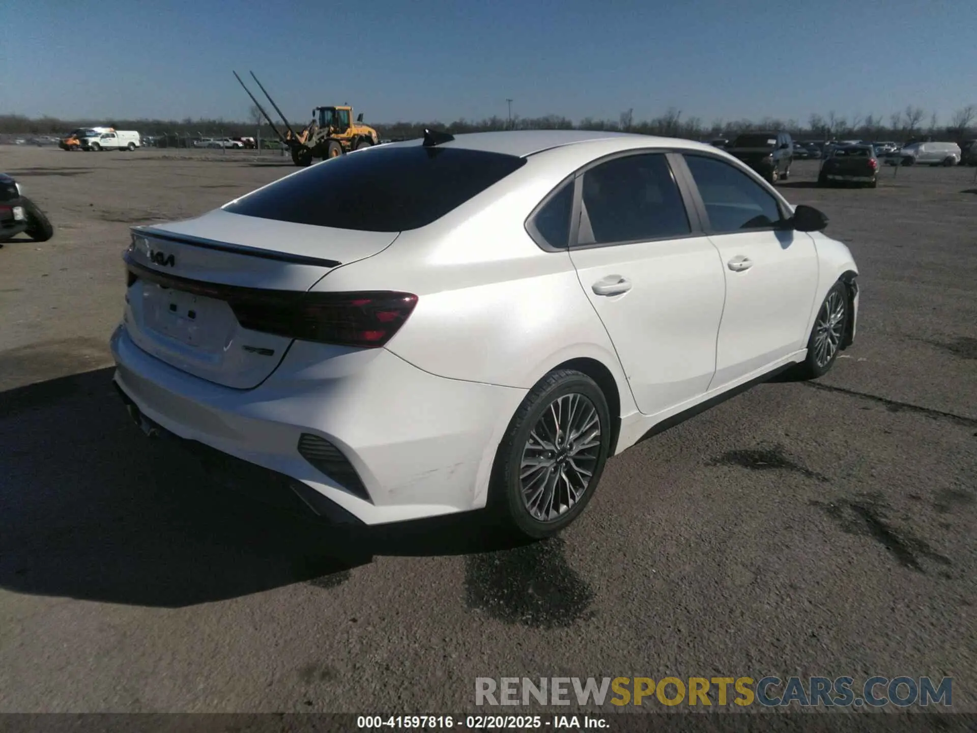4 fotografías del automóvil dañado 3KPF54AD4NE452598 KIA FORTE 2022