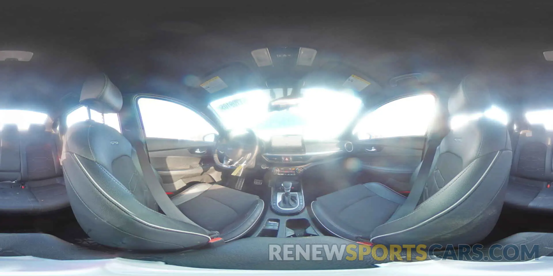 12 fotografías del automóvil dañado 3KPF54AD4NE498383 KIA FORTE 2022