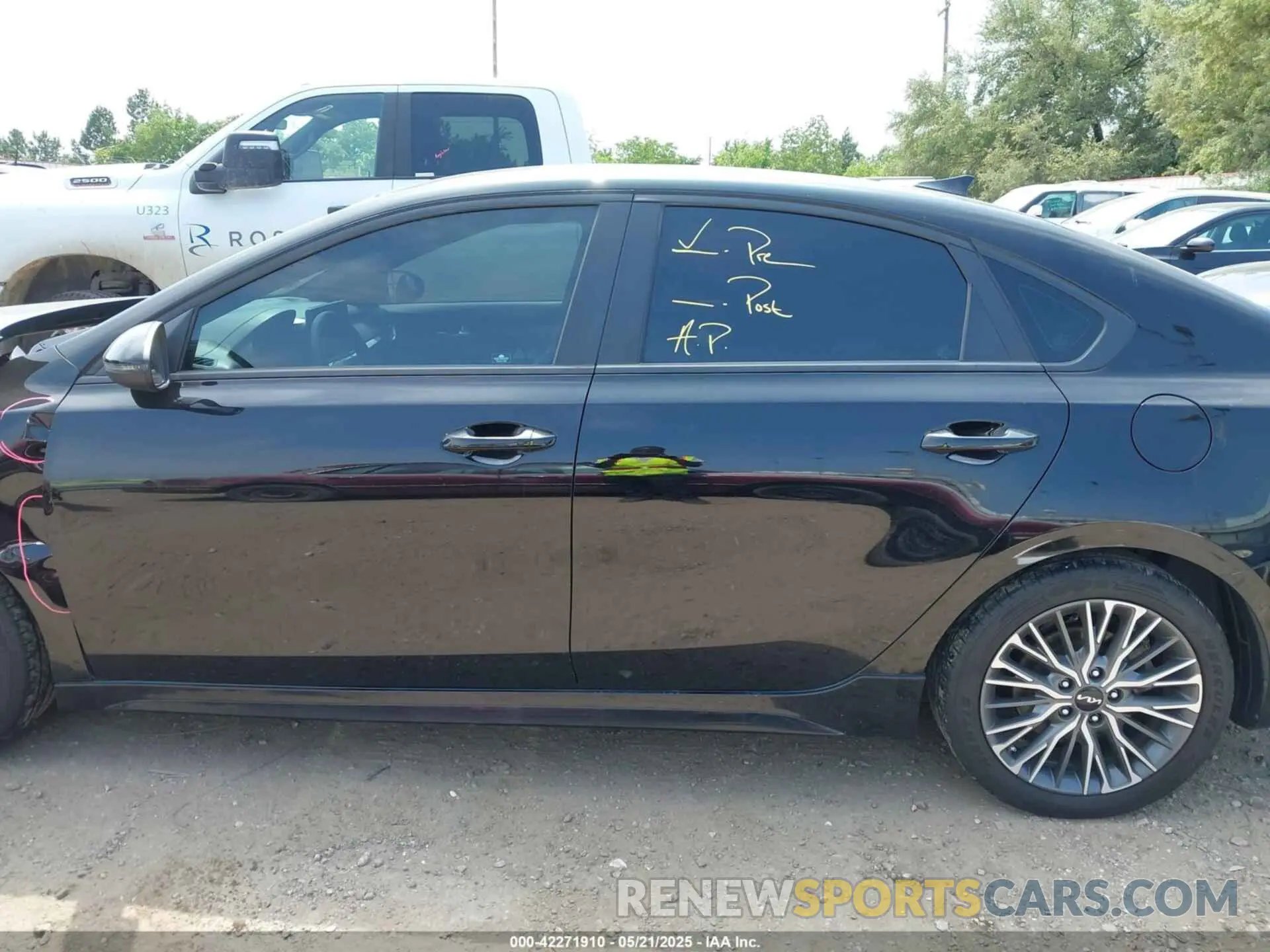 15 fotografías del automóvil dañado 3KPF54AD5NE481043 KIA FORTE 2022