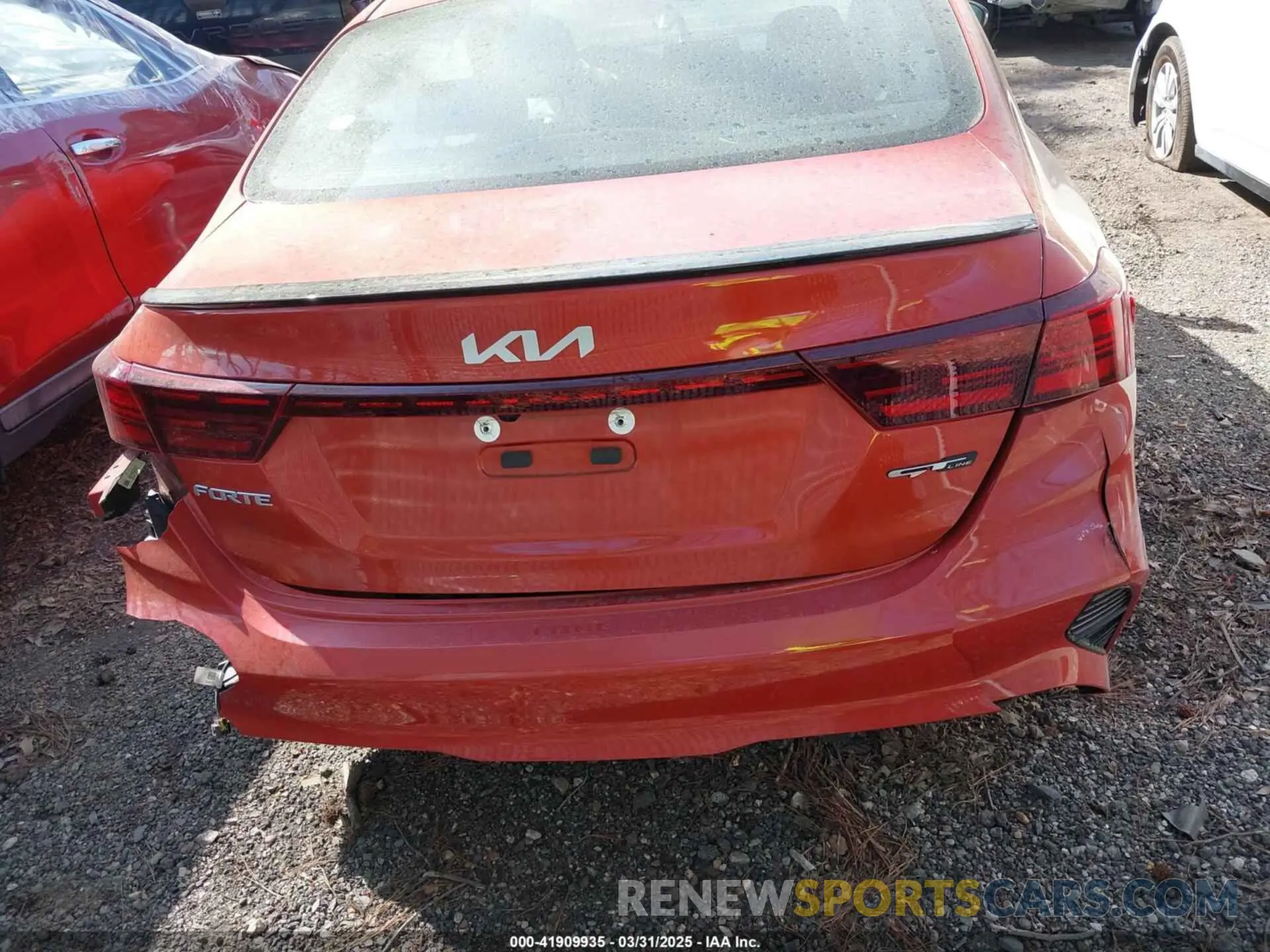 16 fotografías del automóvil dañado 3KPF54AD5NE498005 KIA FORTE 2022