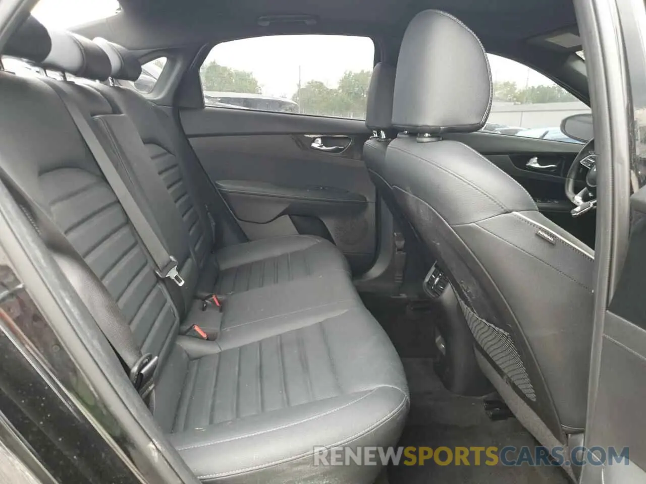 10 fotografías del automóvil dañado 3KPF54AD6NE438640 KIA FORTE 2022