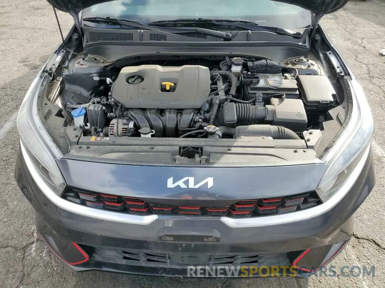 12 fotografías del automóvil dañado 3KPF54AD6NE440565 KIA FORTE 2022