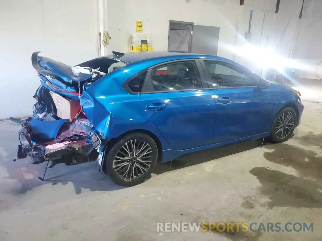 3 fotografías del automóvil dañado 3KPF54AD6NE505222 KIA FORTE 2022