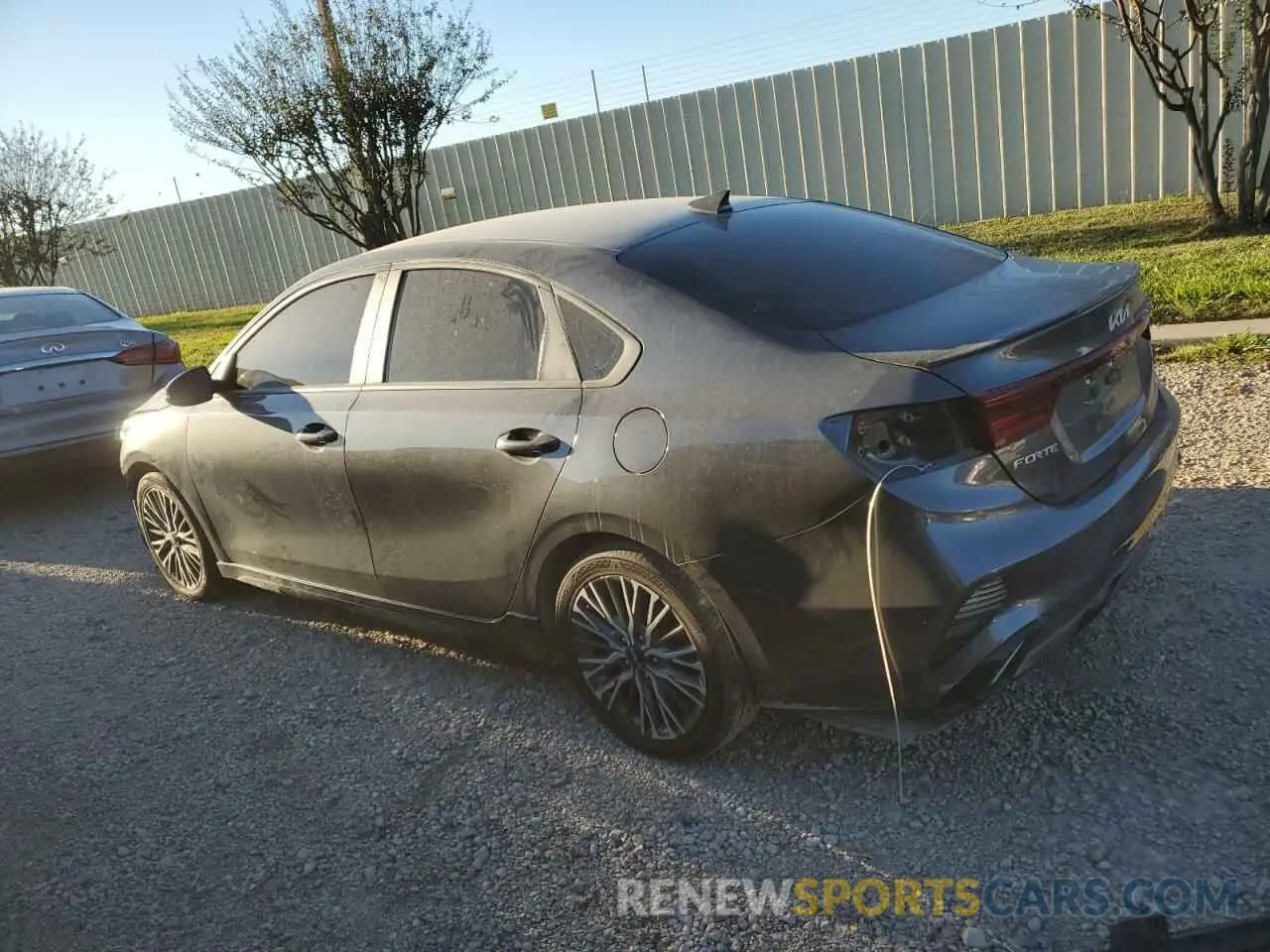 2 fotografías del automóvil dañado 3KPF54AD9NE432234 KIA FORTE 2022