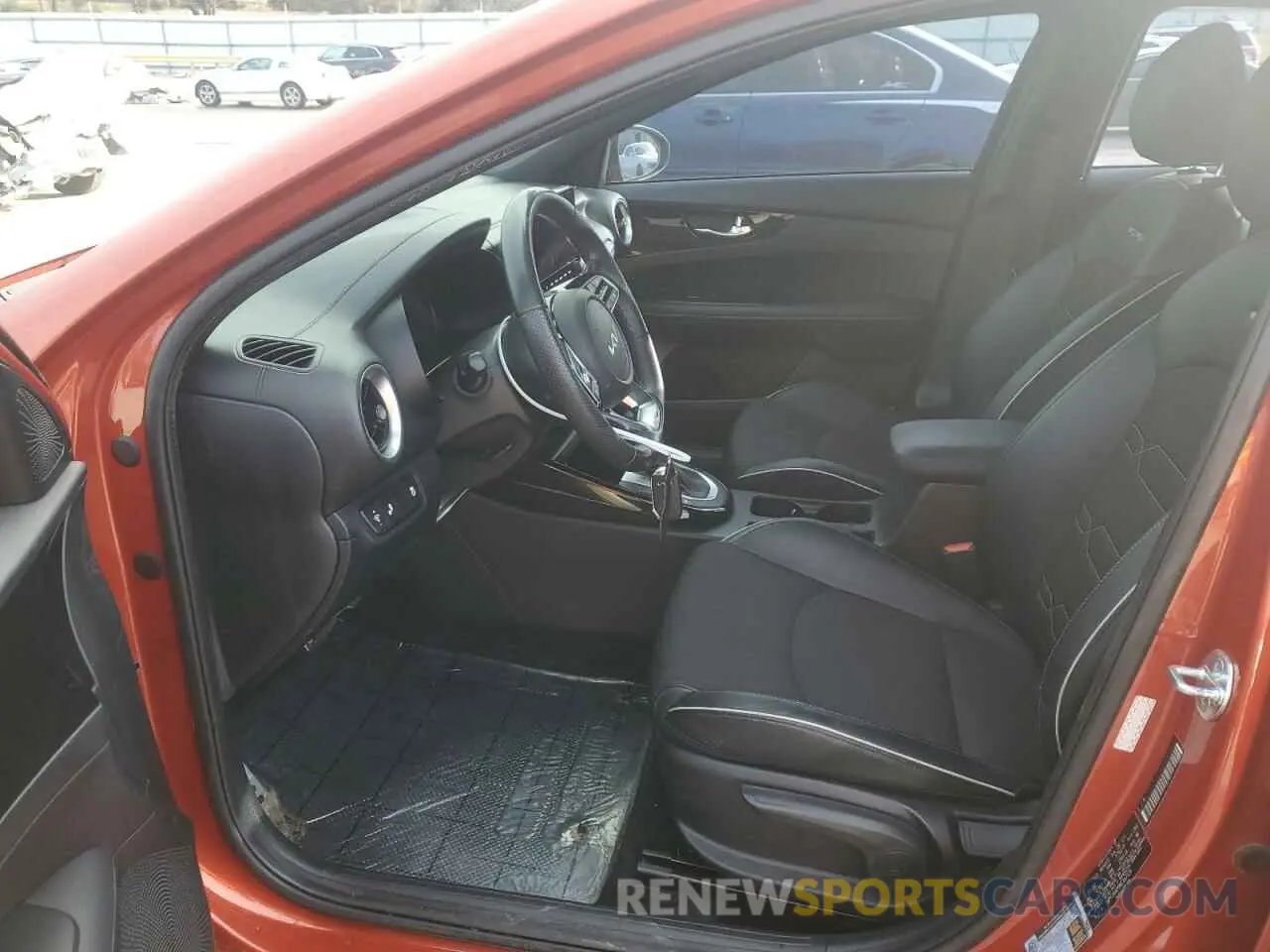 7 fotografías del automóvil dañado 3KPF54AD9NE497326 KIA FORTE 2022
