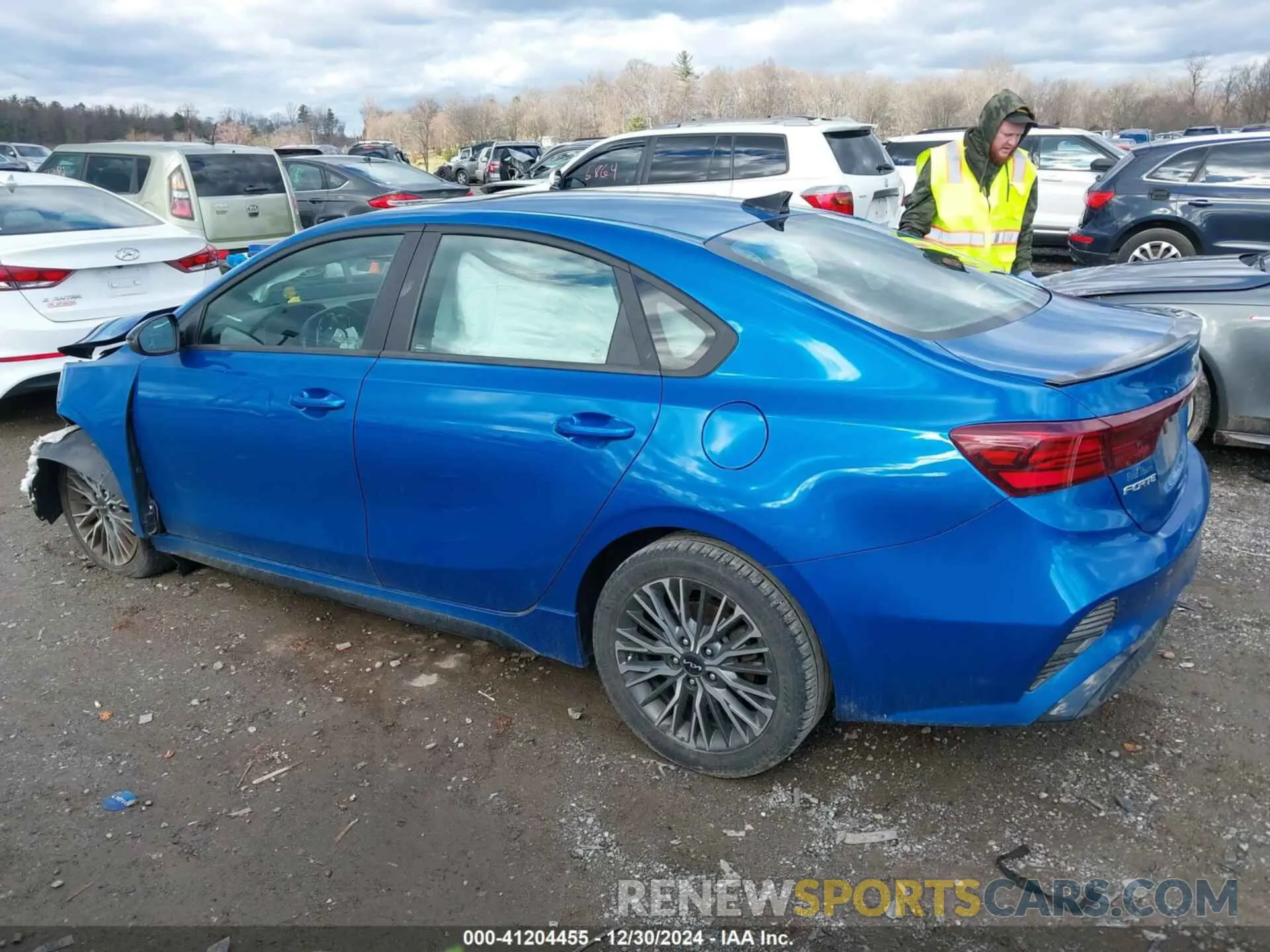 14 fotografías del automóvil dañado 3KPF54ADXNE426104 KIA FORTE 2022