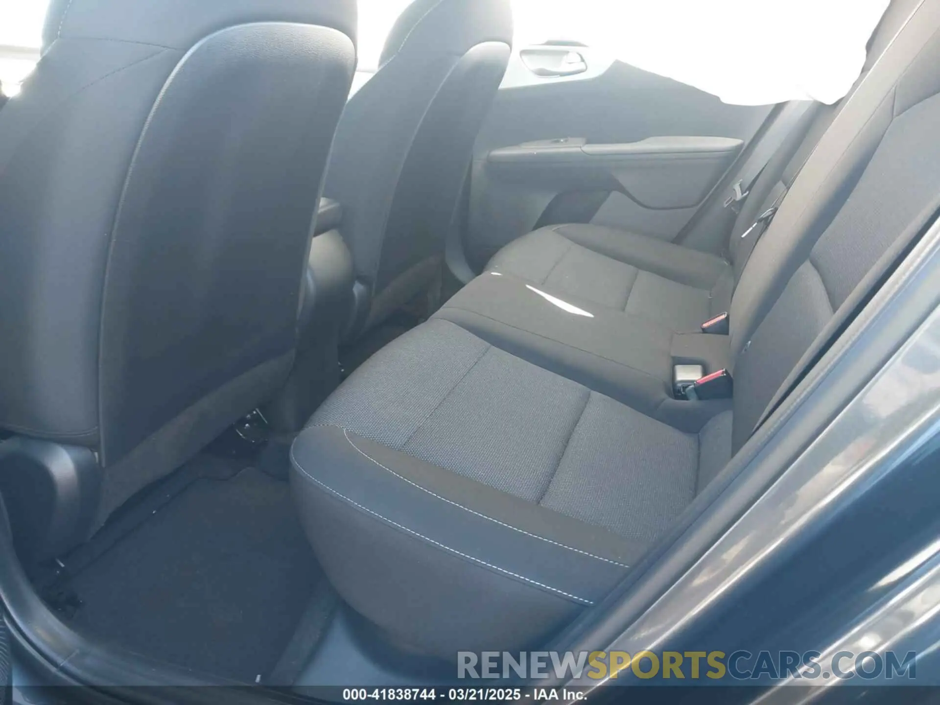 8 fotografías del automóvil dañado 3KPF24AD0PE508080 KIA FORTE 2023