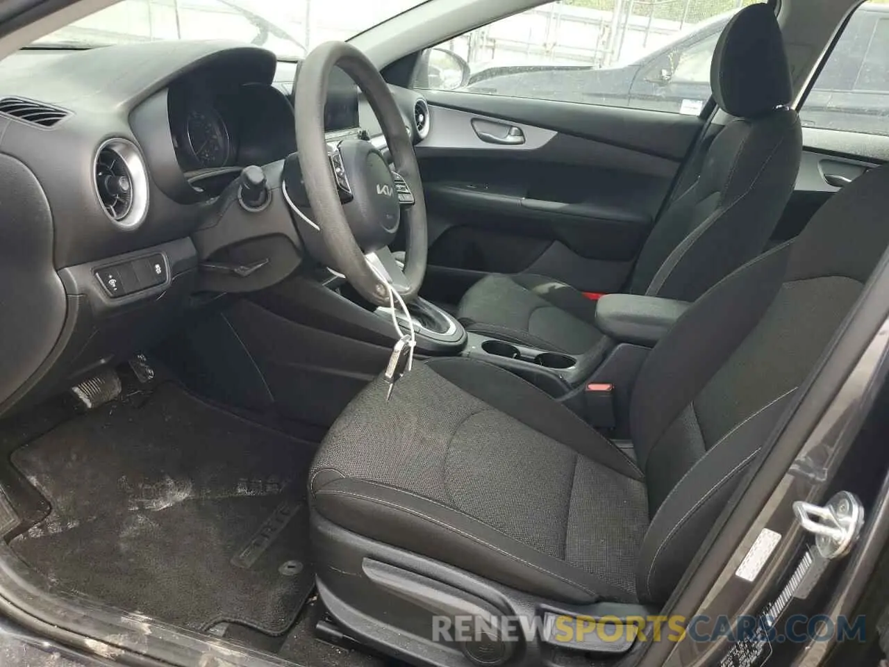 7 fotografías del automóvil dañado 3KPF24AD0PE533349 KIA FORTE 2023