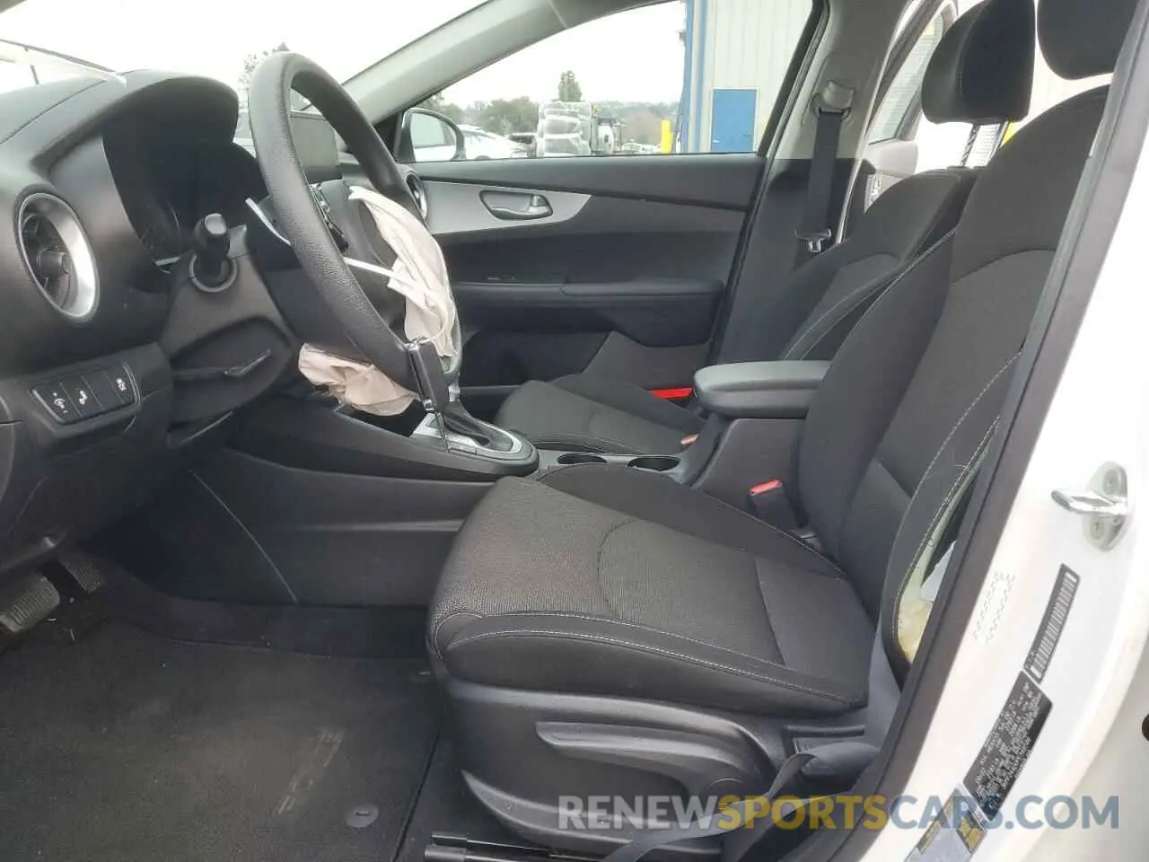 7 fotografías del automóvil dañado 3KPF24AD0PE548546 KIA FORTE 2023