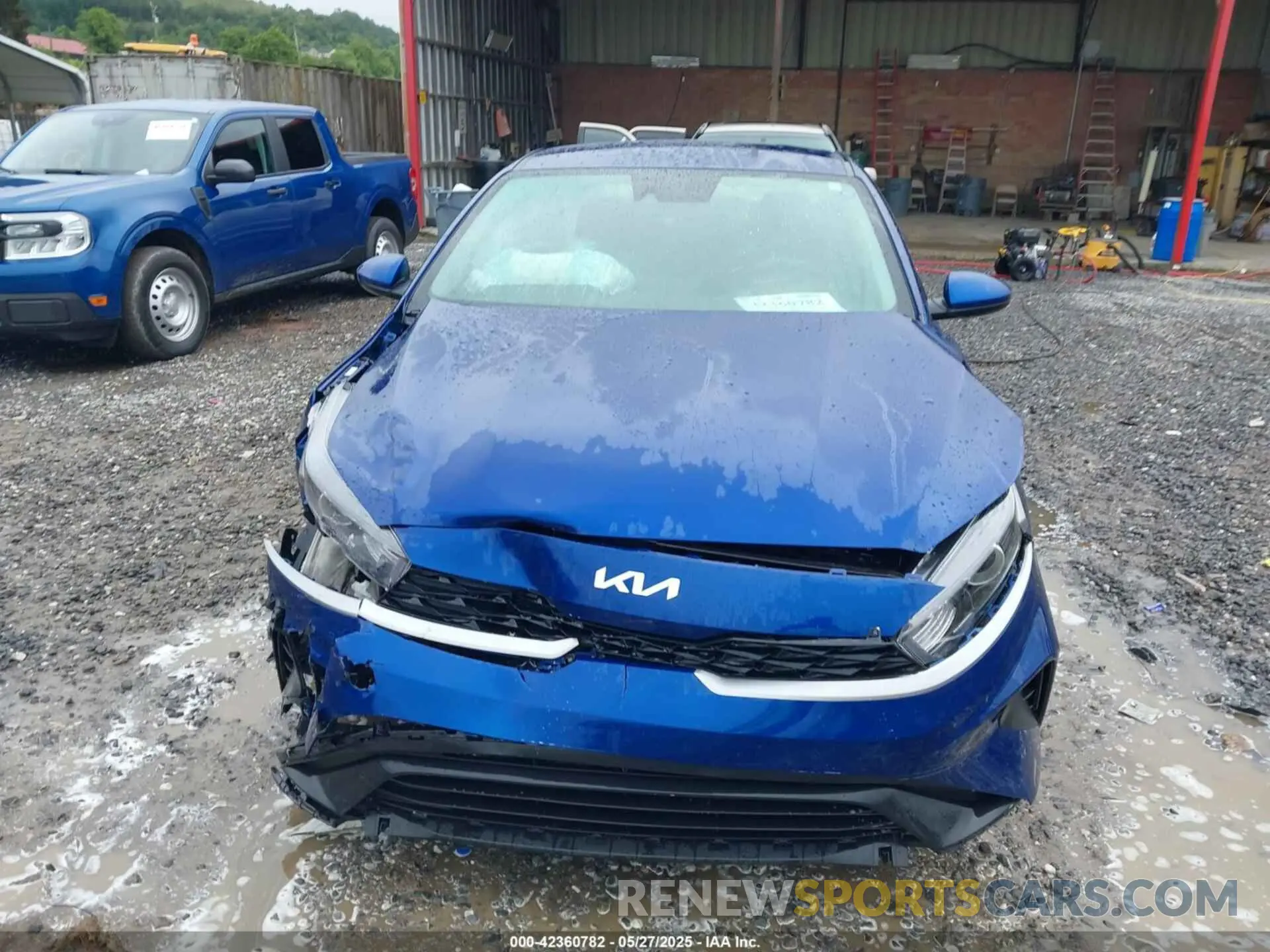 13 fotografías del automóvil dañado 3KPF24AD0PE580493 KIA FORTE 2023