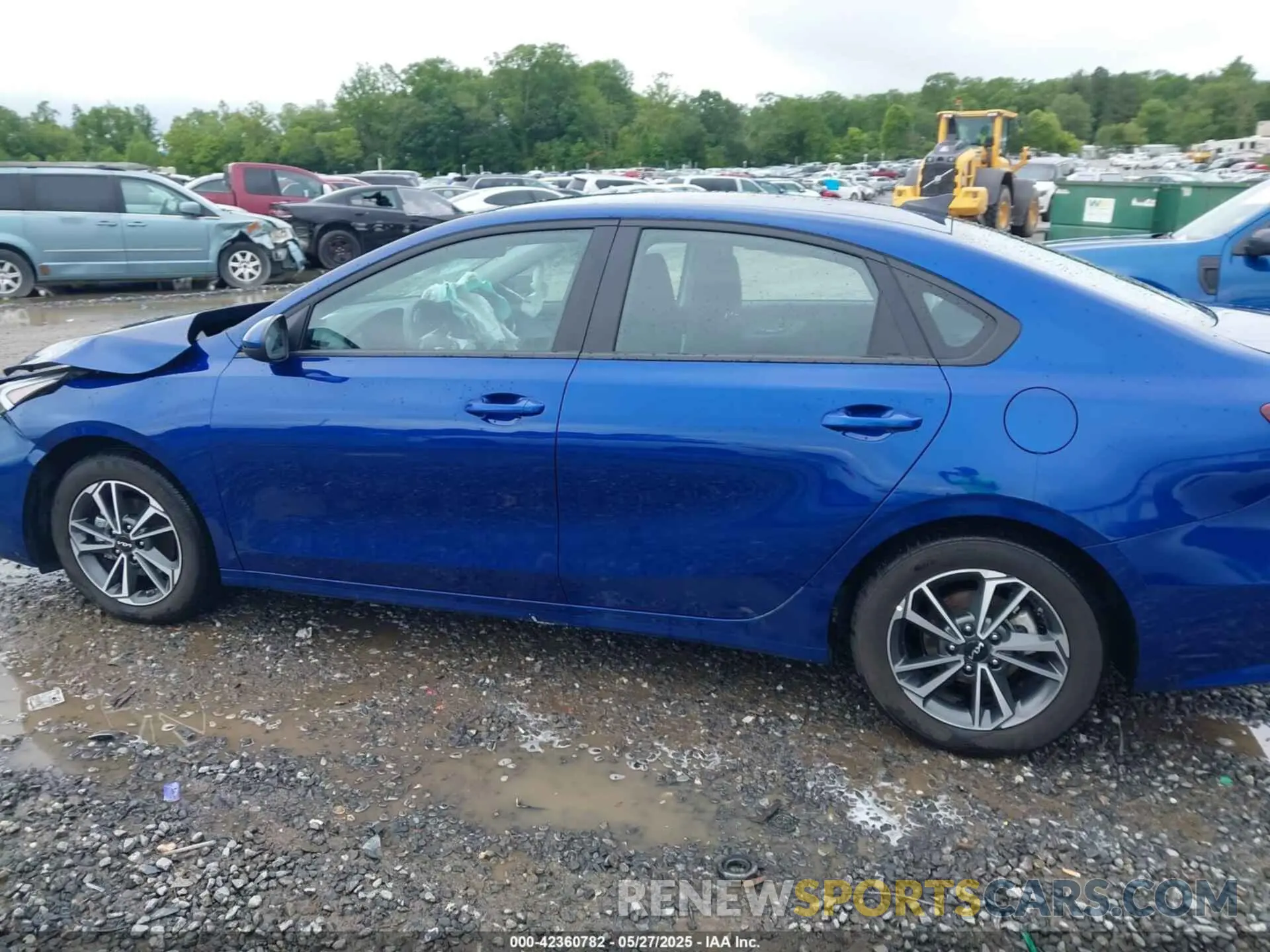 15 fotografías del automóvil dañado 3KPF24AD0PE580493 KIA FORTE 2023
