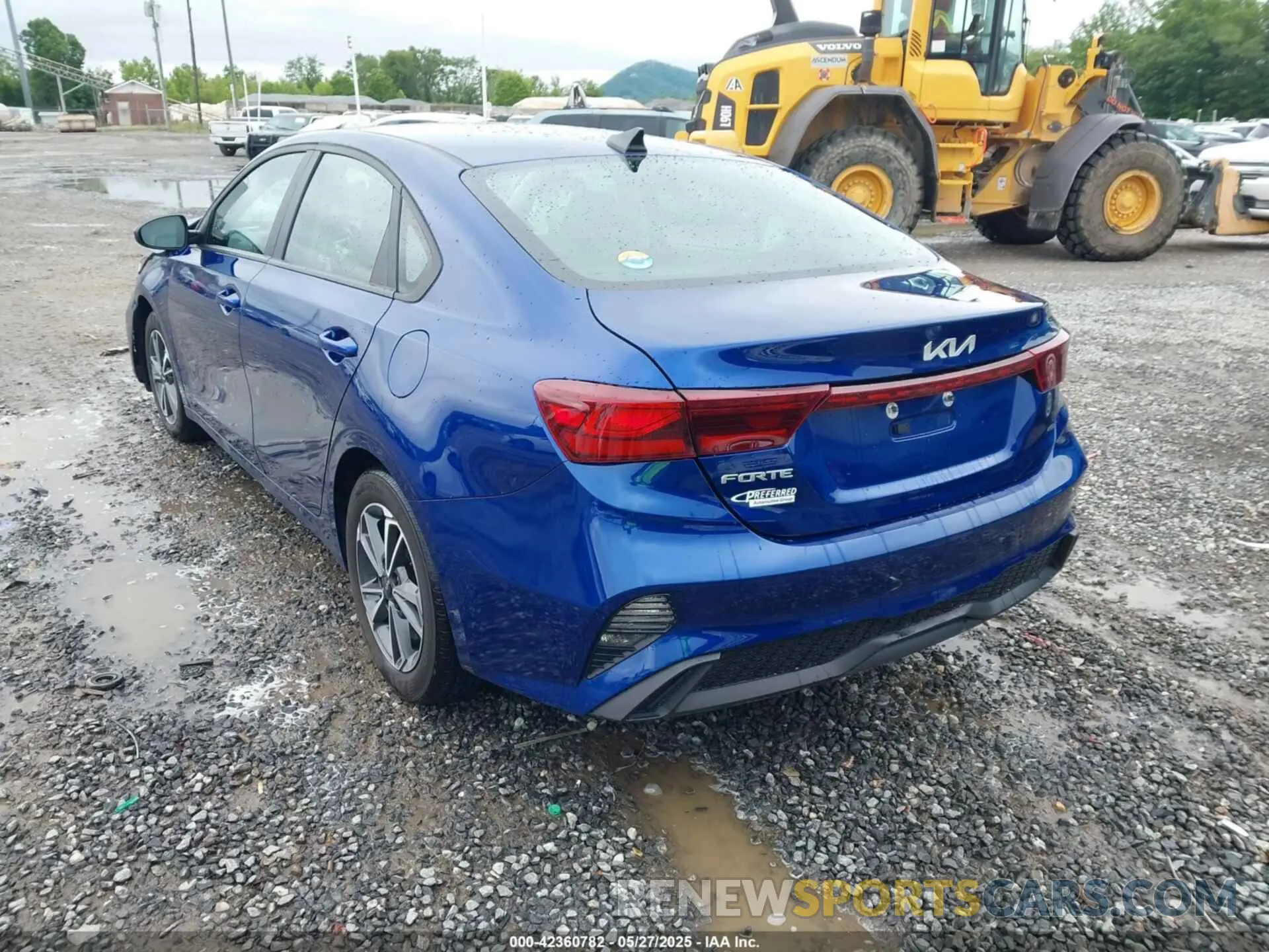 3 fotografías del automóvil dañado 3KPF24AD0PE580493 KIA FORTE 2023