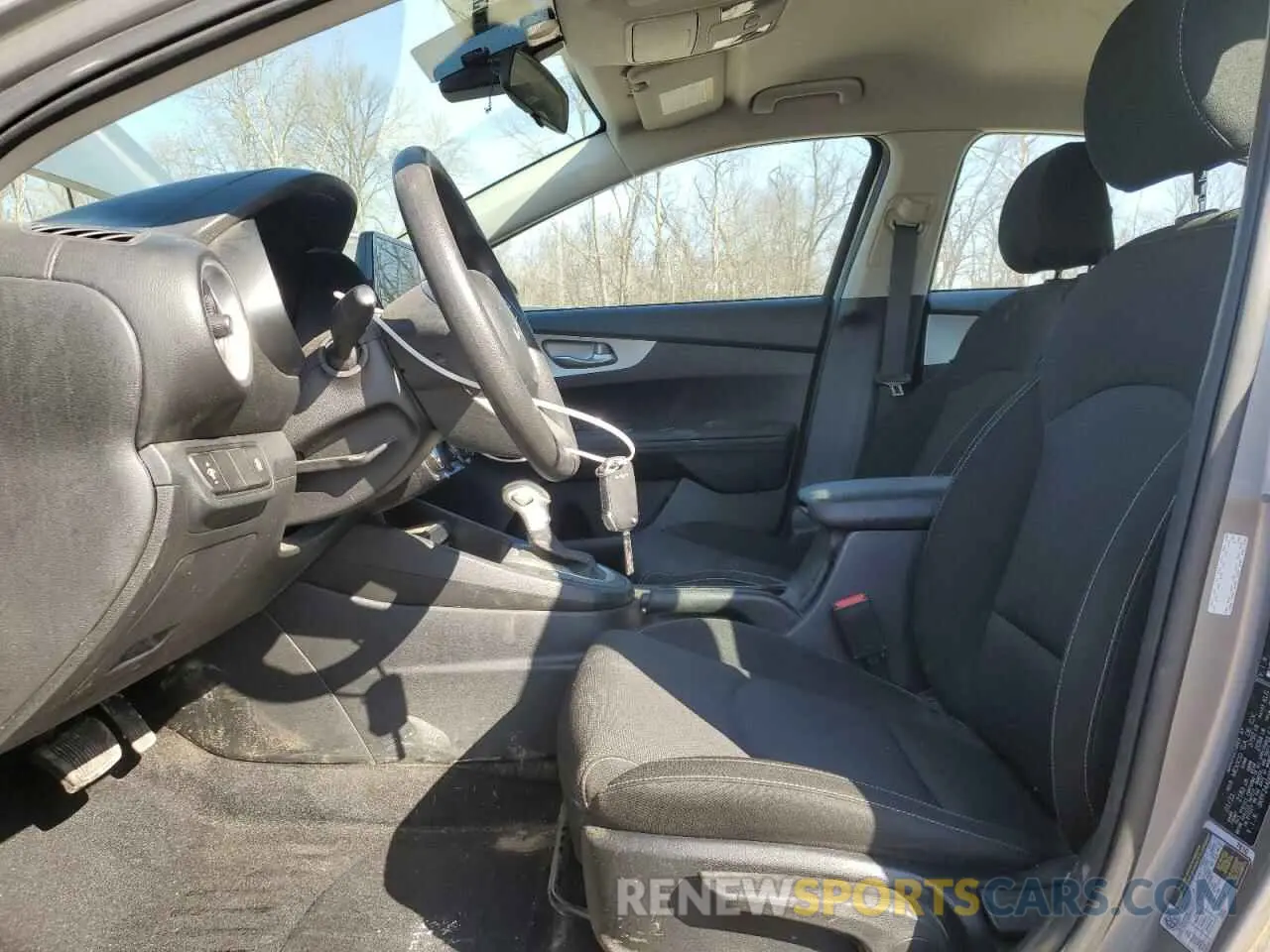 7 fotografías del automóvil dañado 3KPF24AD0PE587380 KIA FORTE 2023