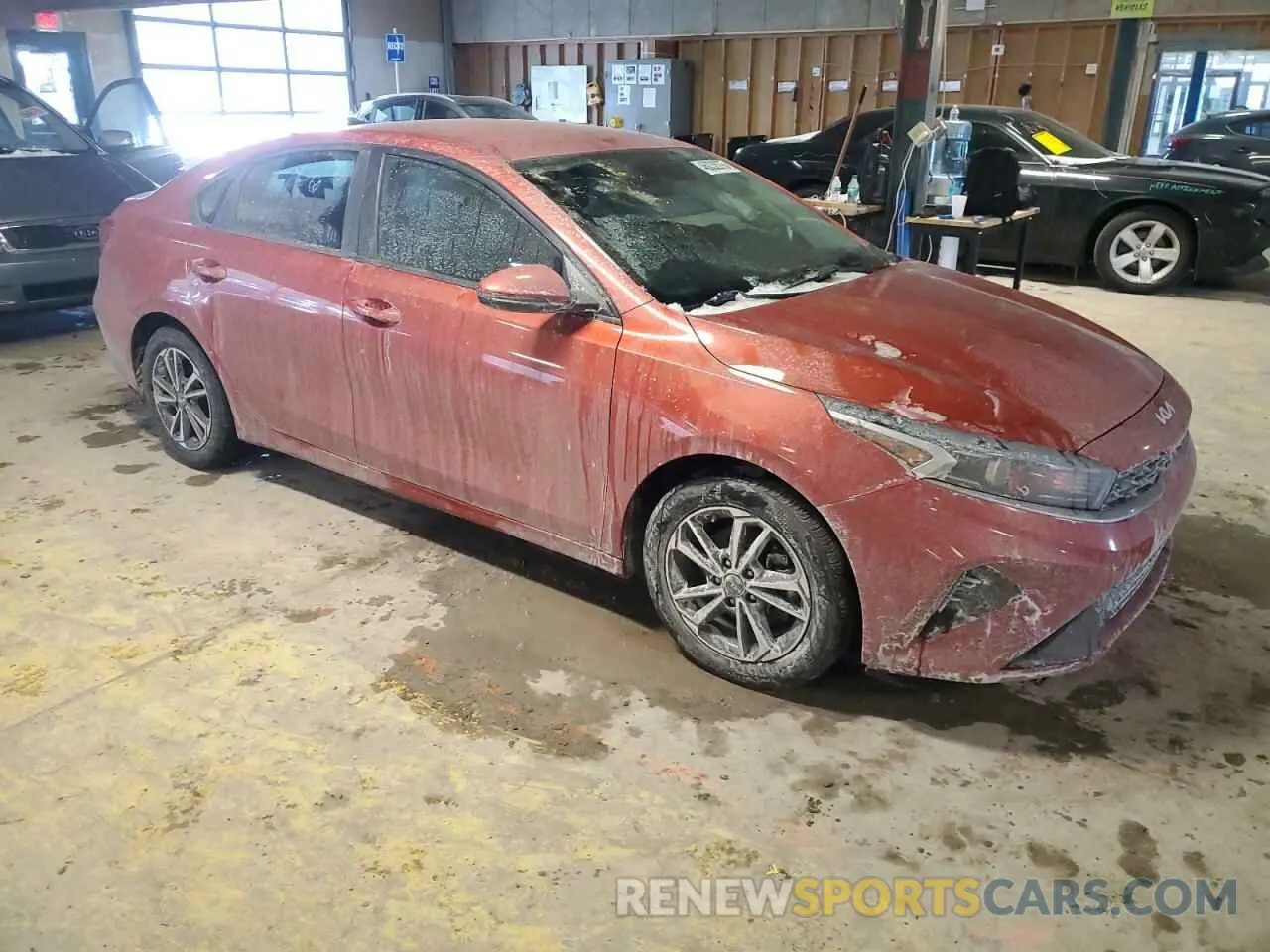 4 fotografías del automóvil dañado 3KPF24AD0PE593759 KIA FORTE 2023