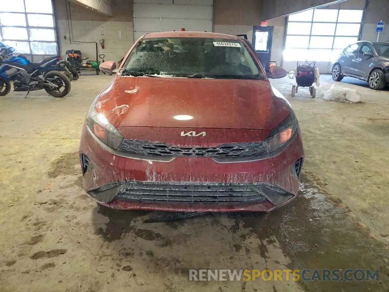 5 fotografías del automóvil dañado 3KPF24AD0PE593759 KIA FORTE 2023