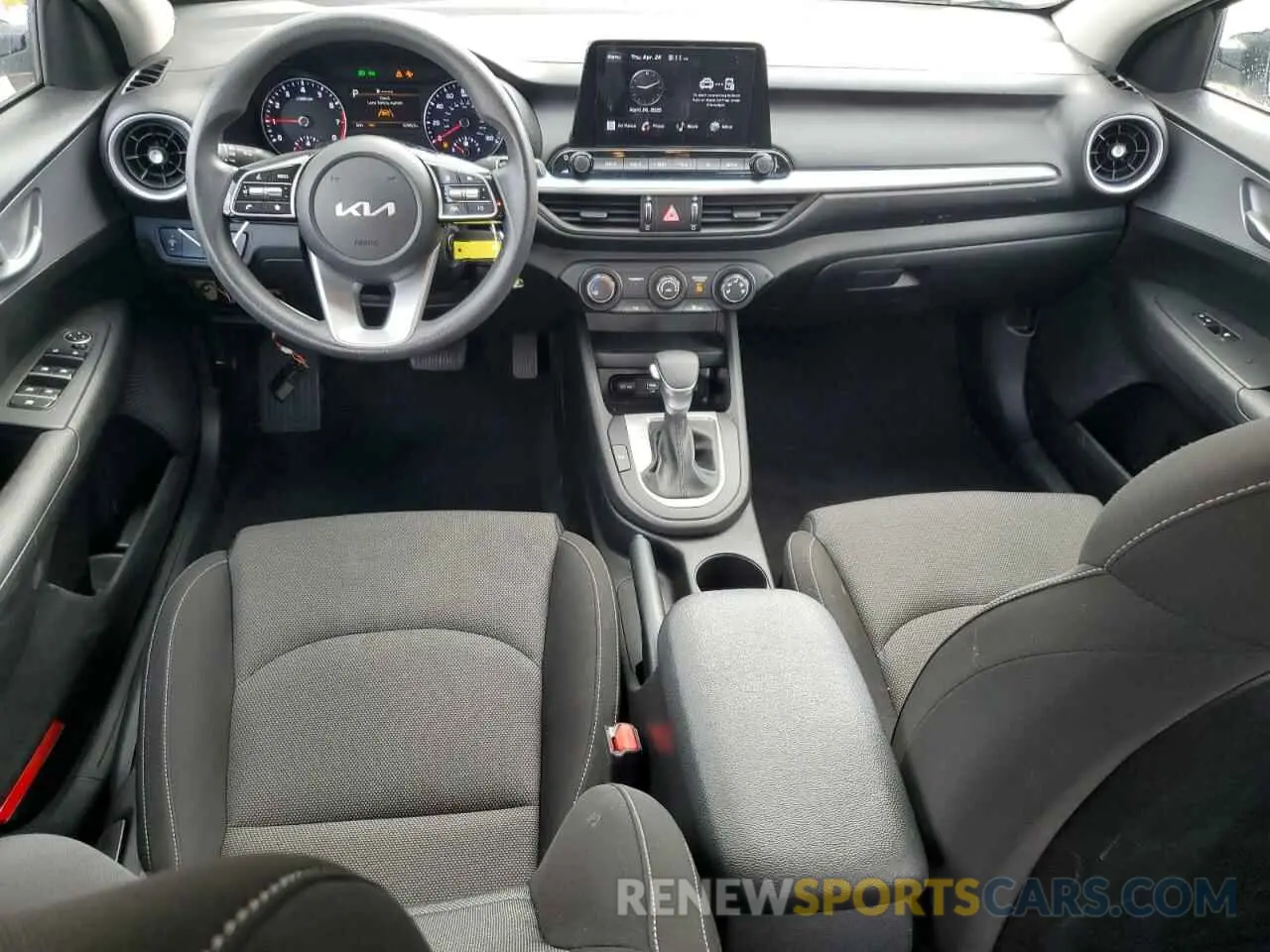 8 fotografías del automóvil dañado 3KPF24AD0PE636190 KIA FORTE 2023