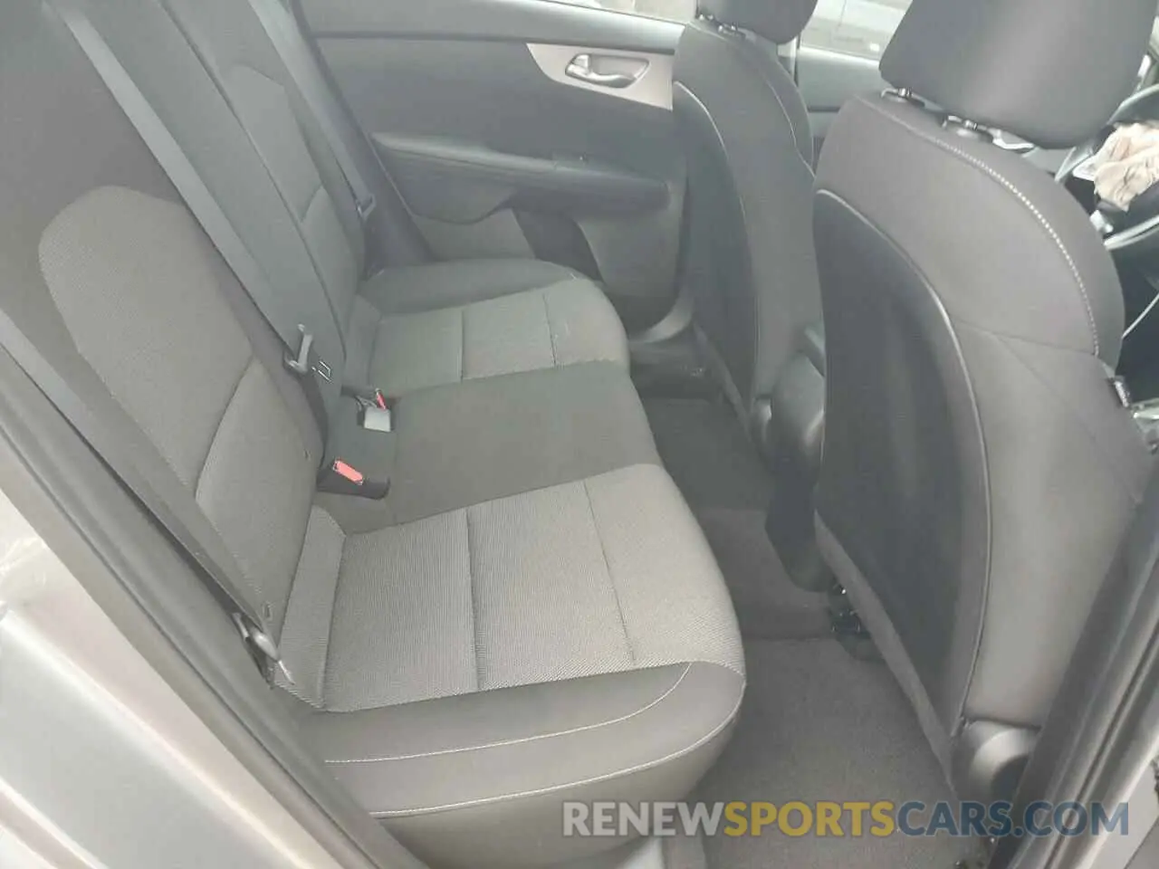 10 fotografías del automóvil dañado 3KPF24AD0PE663731 KIA FORTE 2023