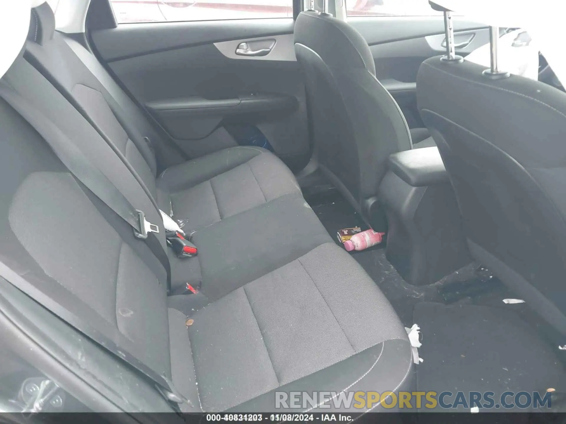 8 fotografías del automóvil dañado 3KPF24AD0PE668637 KIA FORTE 2023