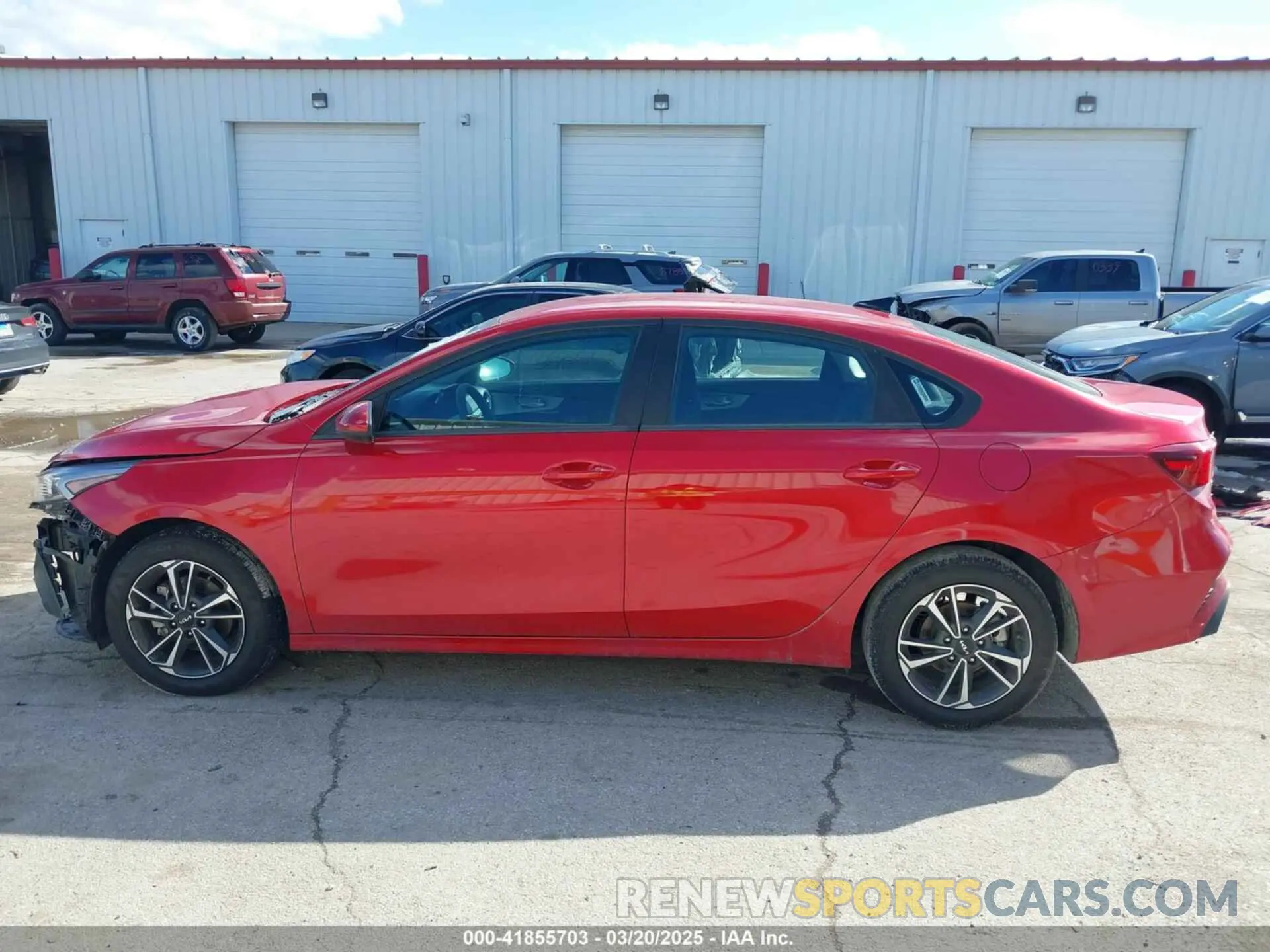 14 fotografías del automóvil dañado 3KPF24AD0PE682280 KIA FORTE 2023