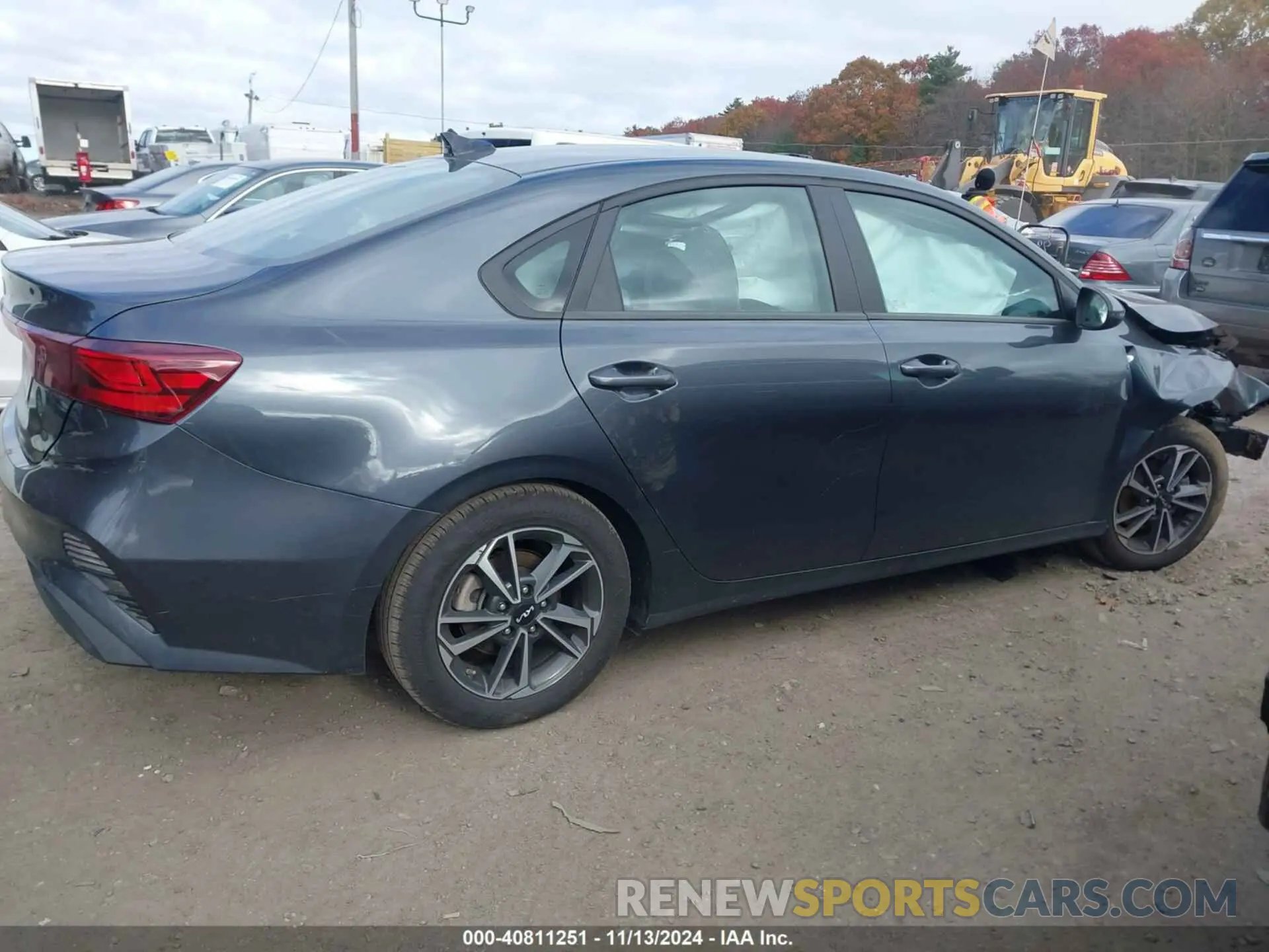 12 fotografías del automóvil dañado 3KPF24AD0PE694185 KIA FORTE 2023