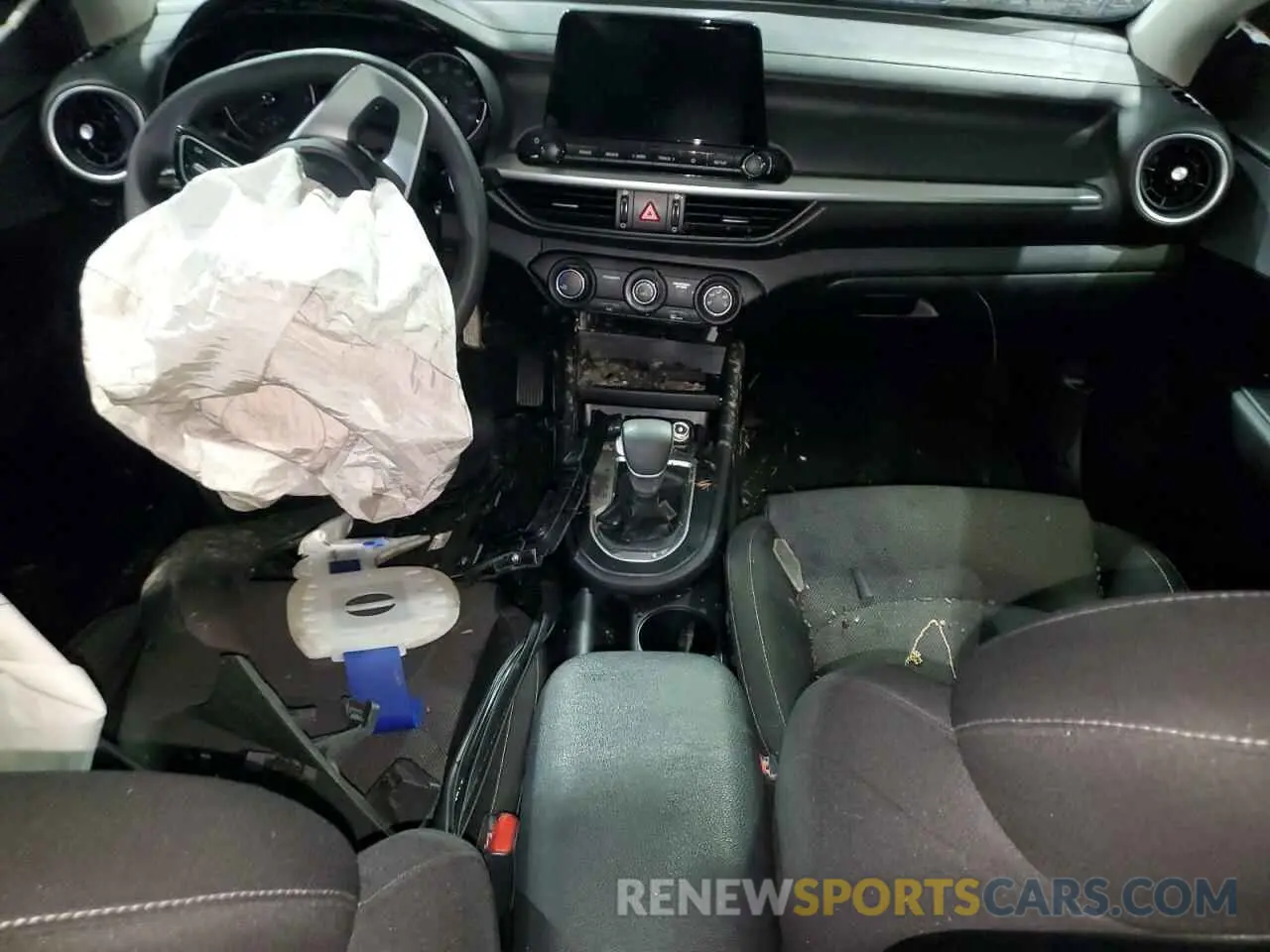 8 fotografías del automóvil dañado 3KPF24AD1PE527334 KIA FORTE 2023