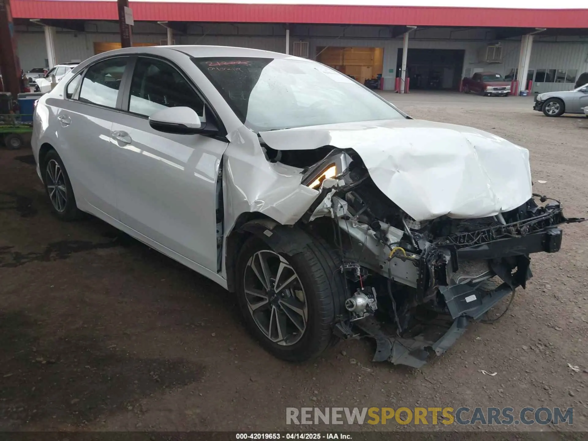 1 fotografías del automóvil dañado 3KPF24AD1PE538737 KIA FORTE 2023