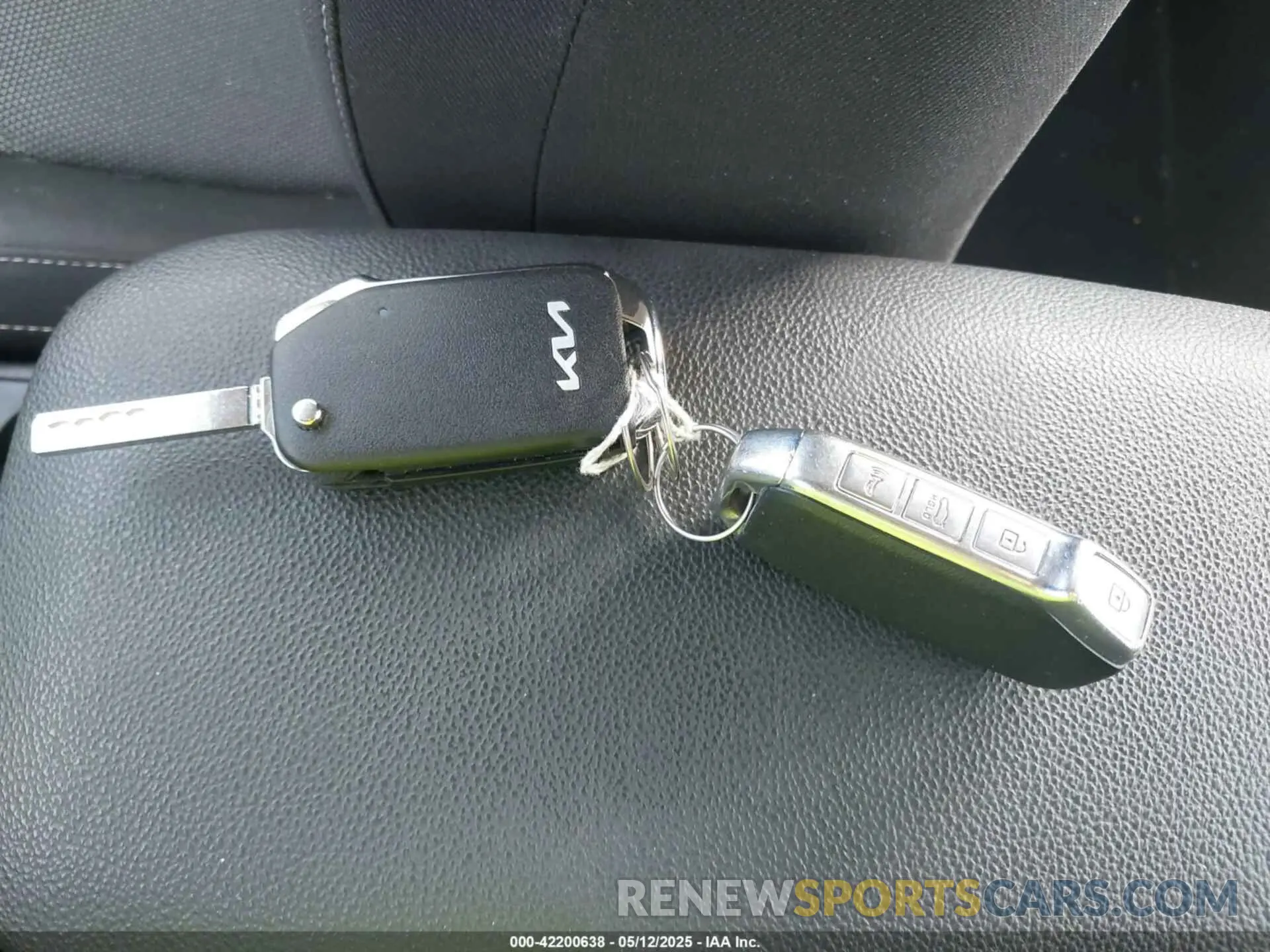 11 fotografías del automóvil dañado 3KPF24AD1PE555862 KIA FORTE 2023