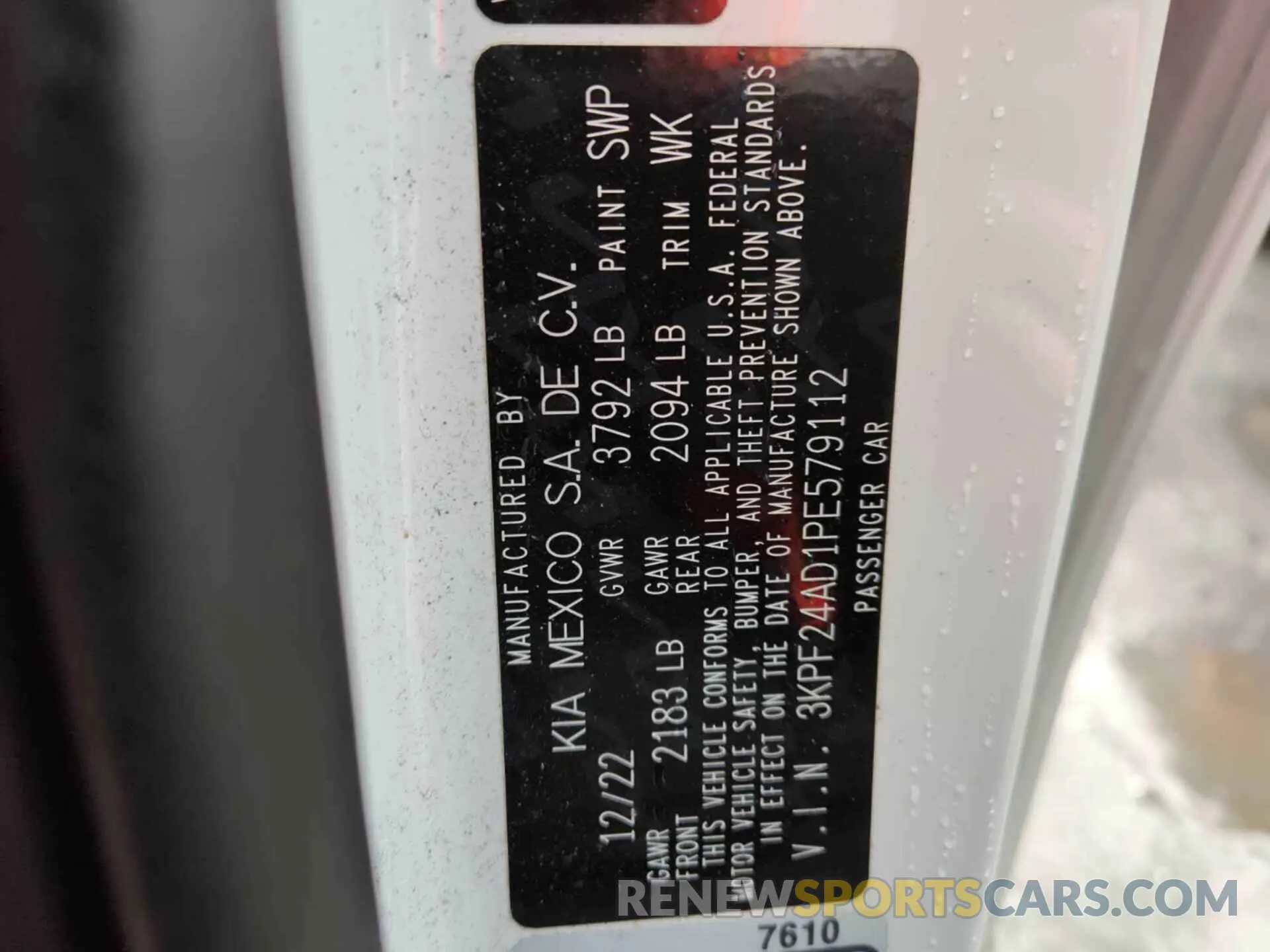 17 fotografías del automóvil dañado 3KPF24AD1PE579112 KIA FORTE 2023