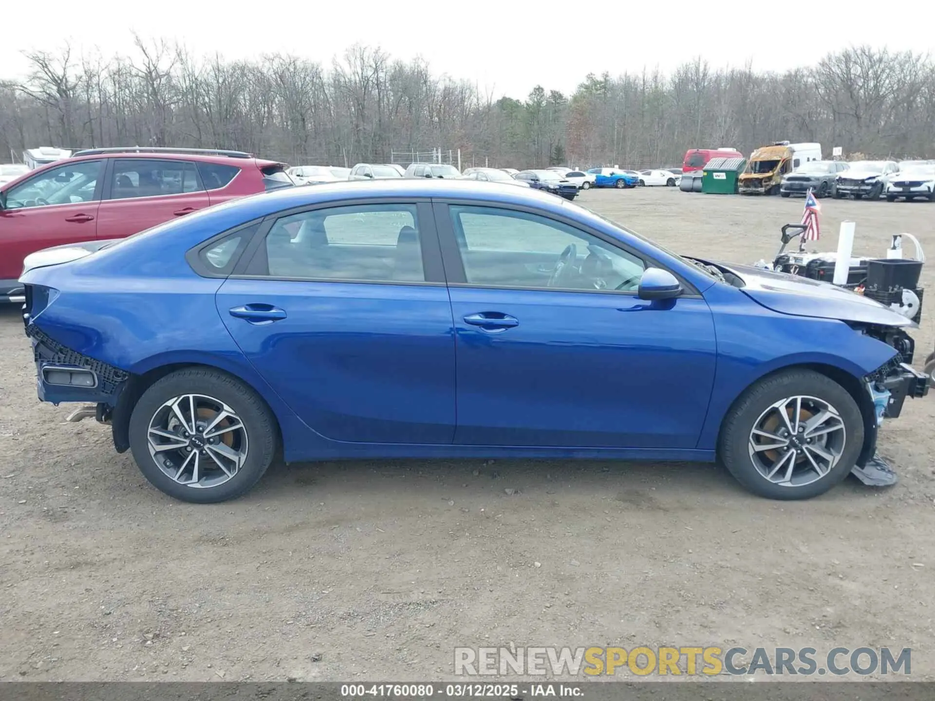 13 fotografías del automóvil dañado 3KPF24AD1PE602579 KIA FORTE 2023