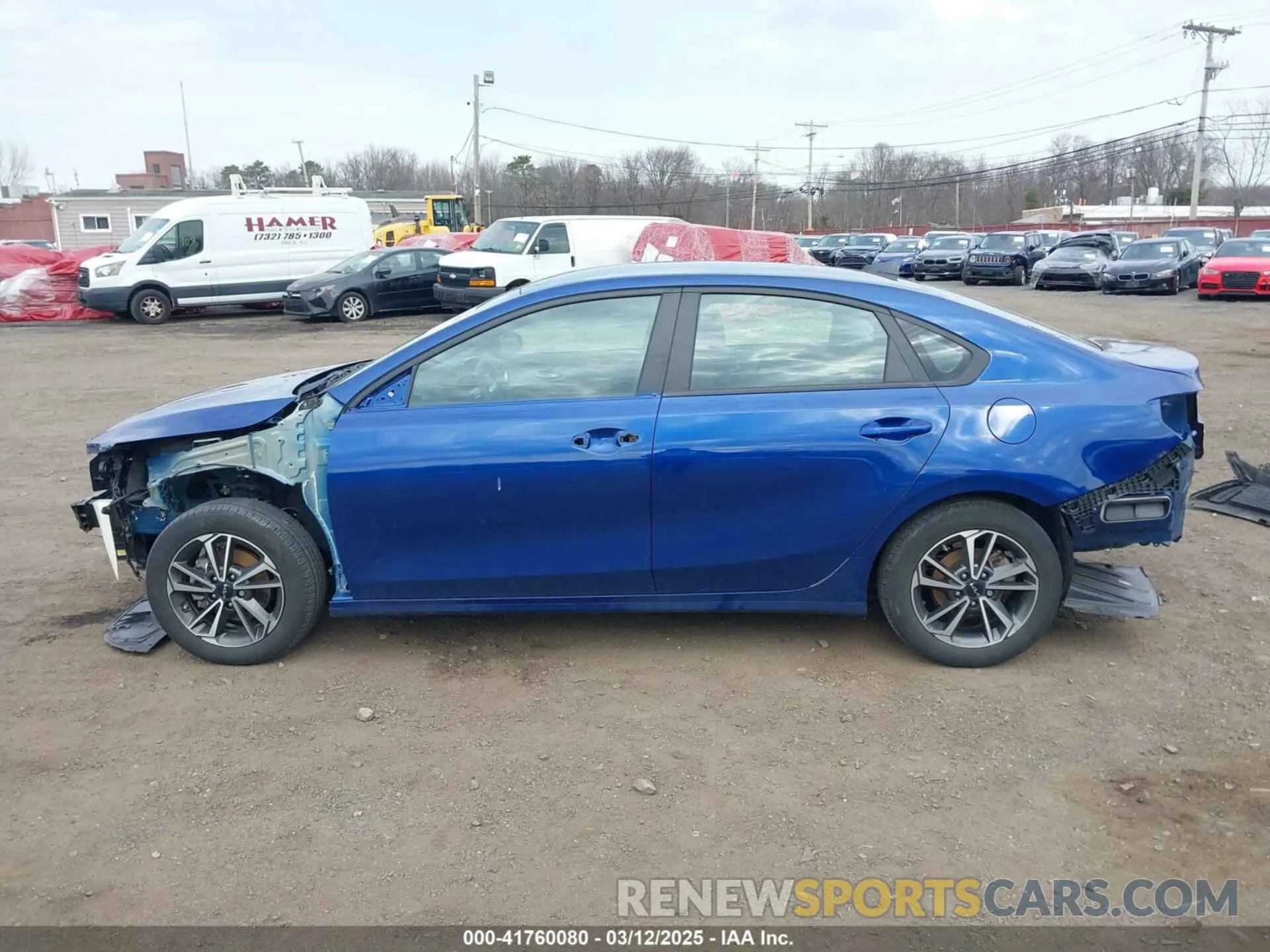 14 fotografías del automóvil dañado 3KPF24AD1PE602579 KIA FORTE 2023