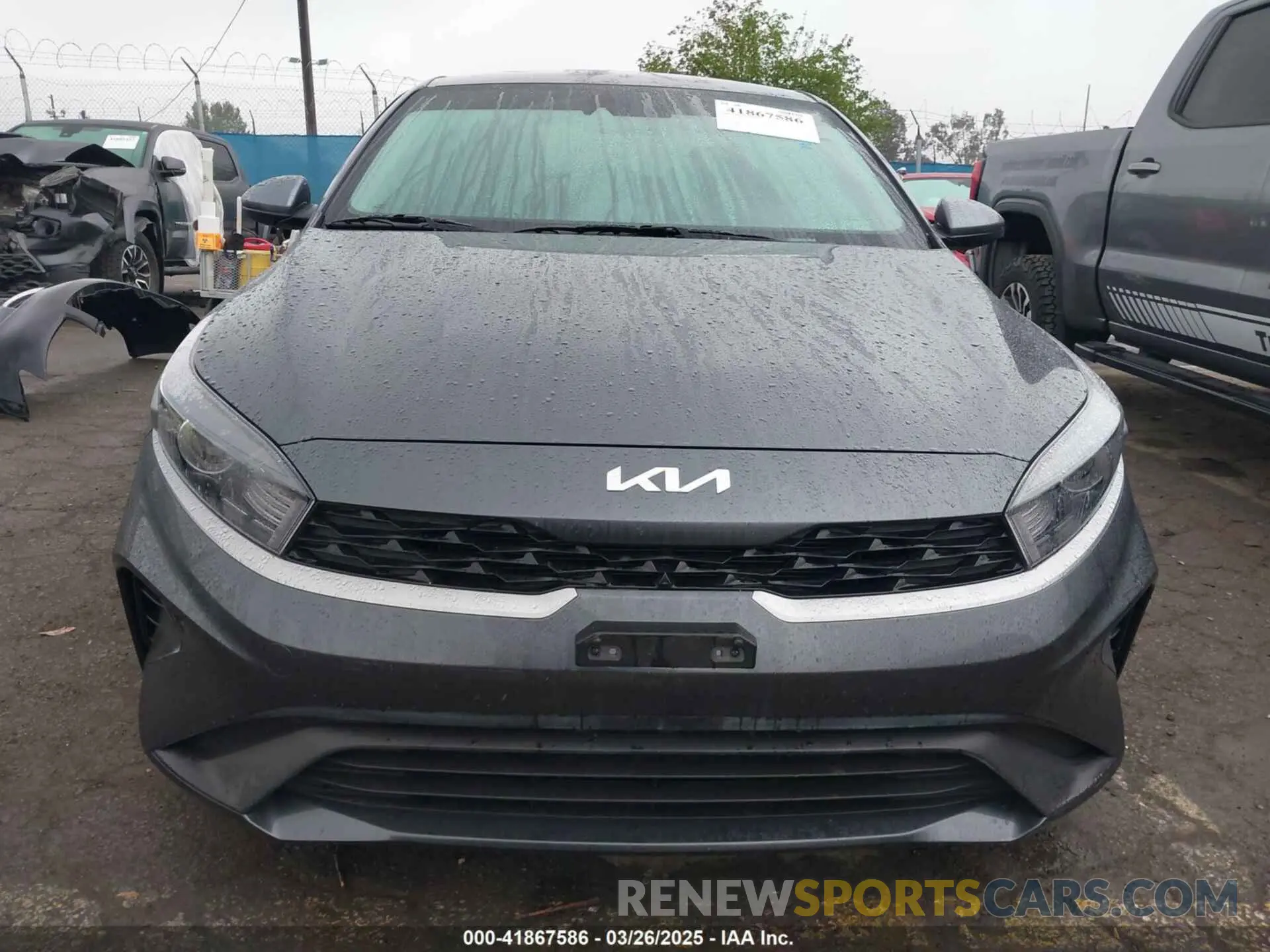 12 fotografías del automóvil dañado 3KPF24AD1PE607992 KIA FORTE 2023