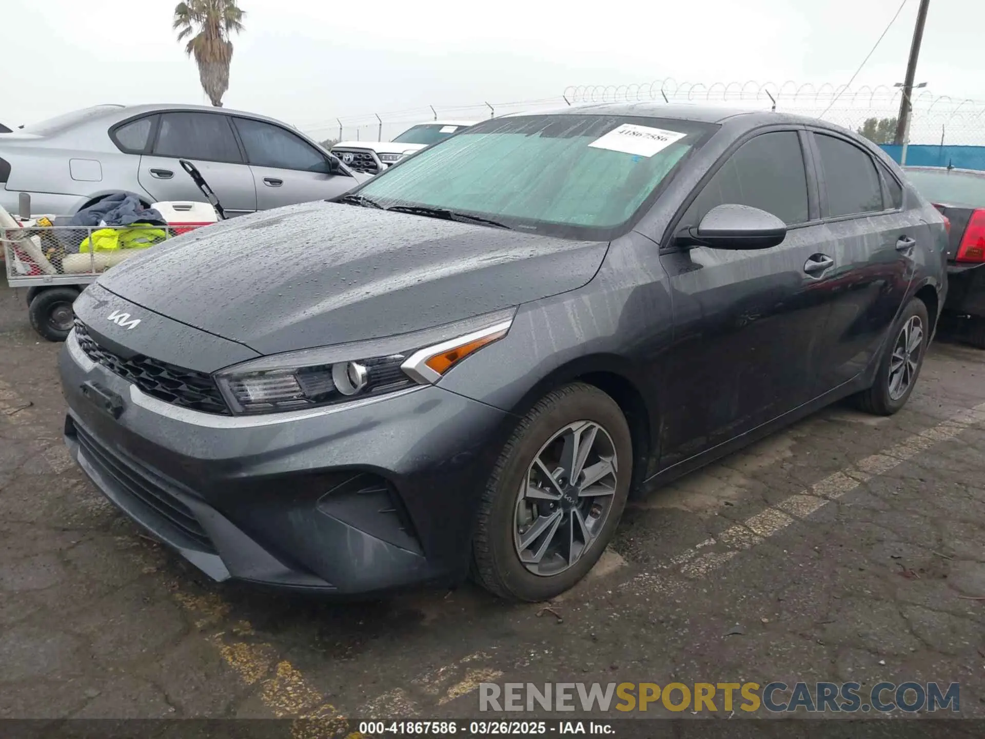 2 fotografías del automóvil dañado 3KPF24AD1PE607992 KIA FORTE 2023