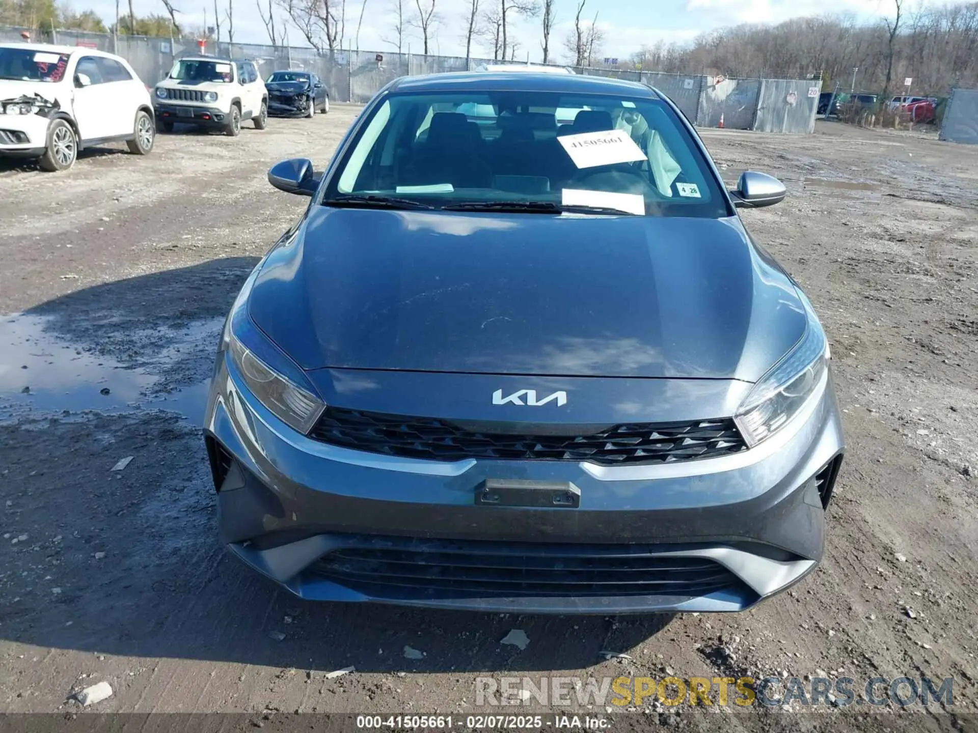 12 fotografías del automóvil dañado 3KPF24AD1PE611993 KIA FORTE 2023