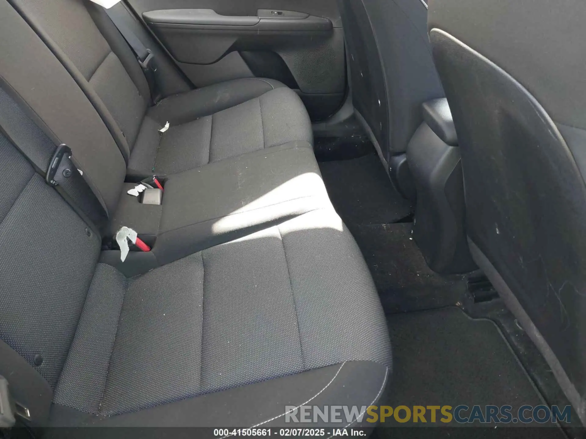8 fotografías del automóvil dañado 3KPF24AD1PE611993 KIA FORTE 2023