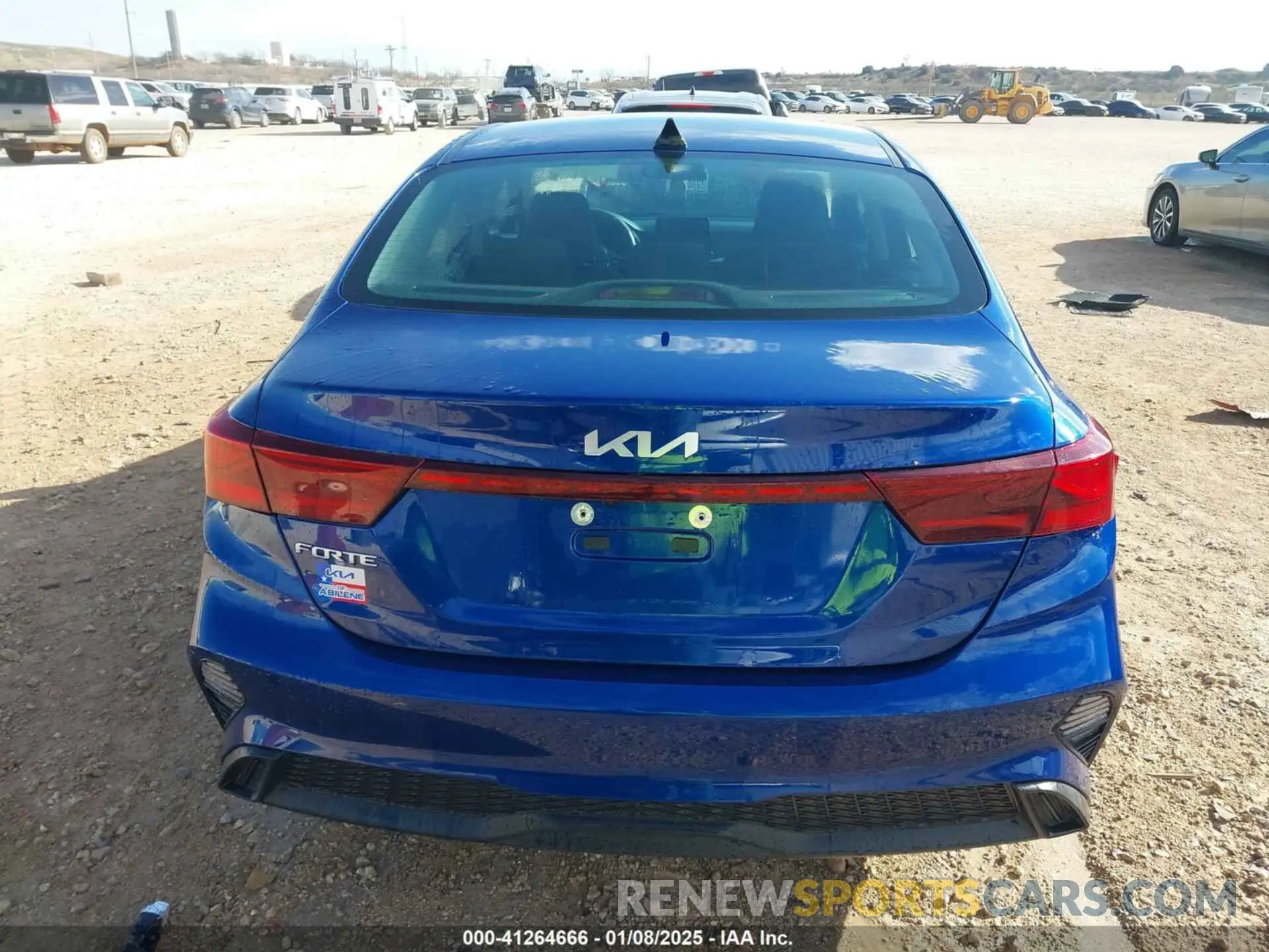 16 fotografías del automóvil dañado 3KPF24AD1PE613386 KIA FORTE 2023