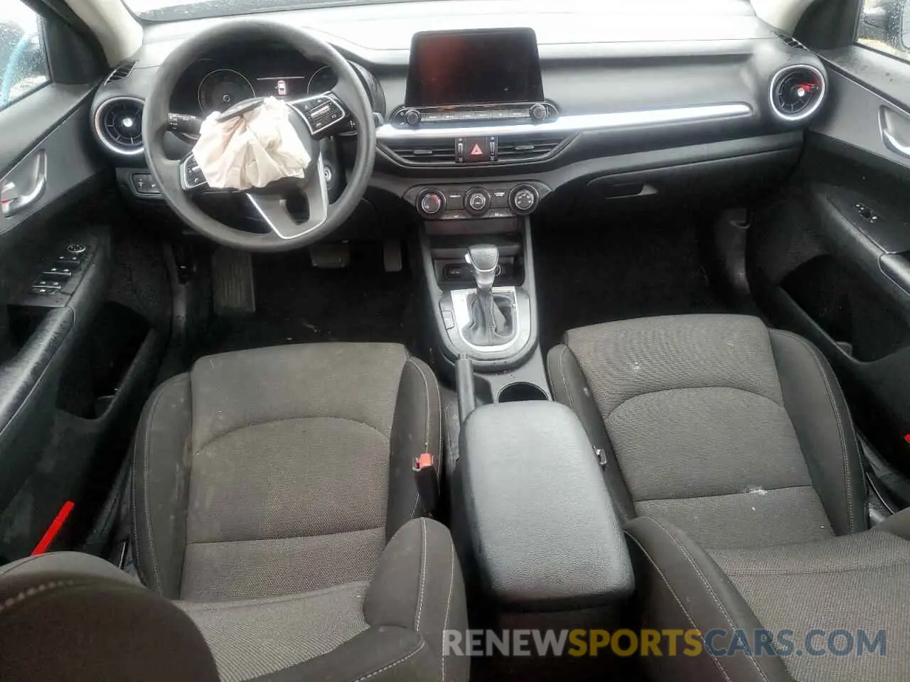 8 fotografías del automóvil dañado 3KPF24AD1PE622542 KIA FORTE 2023