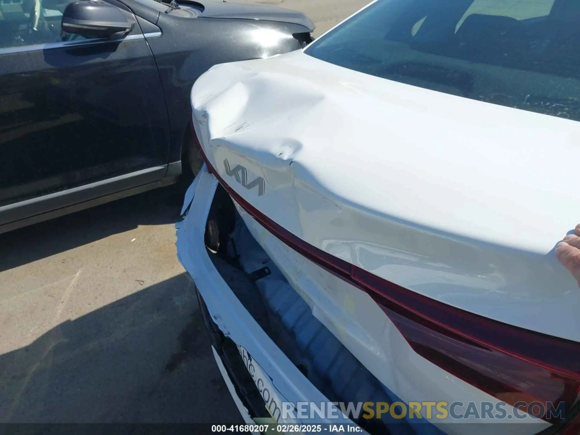 19 fotografías del automóvil dañado 3KPF24AD1PE652866 KIA FORTE 2023