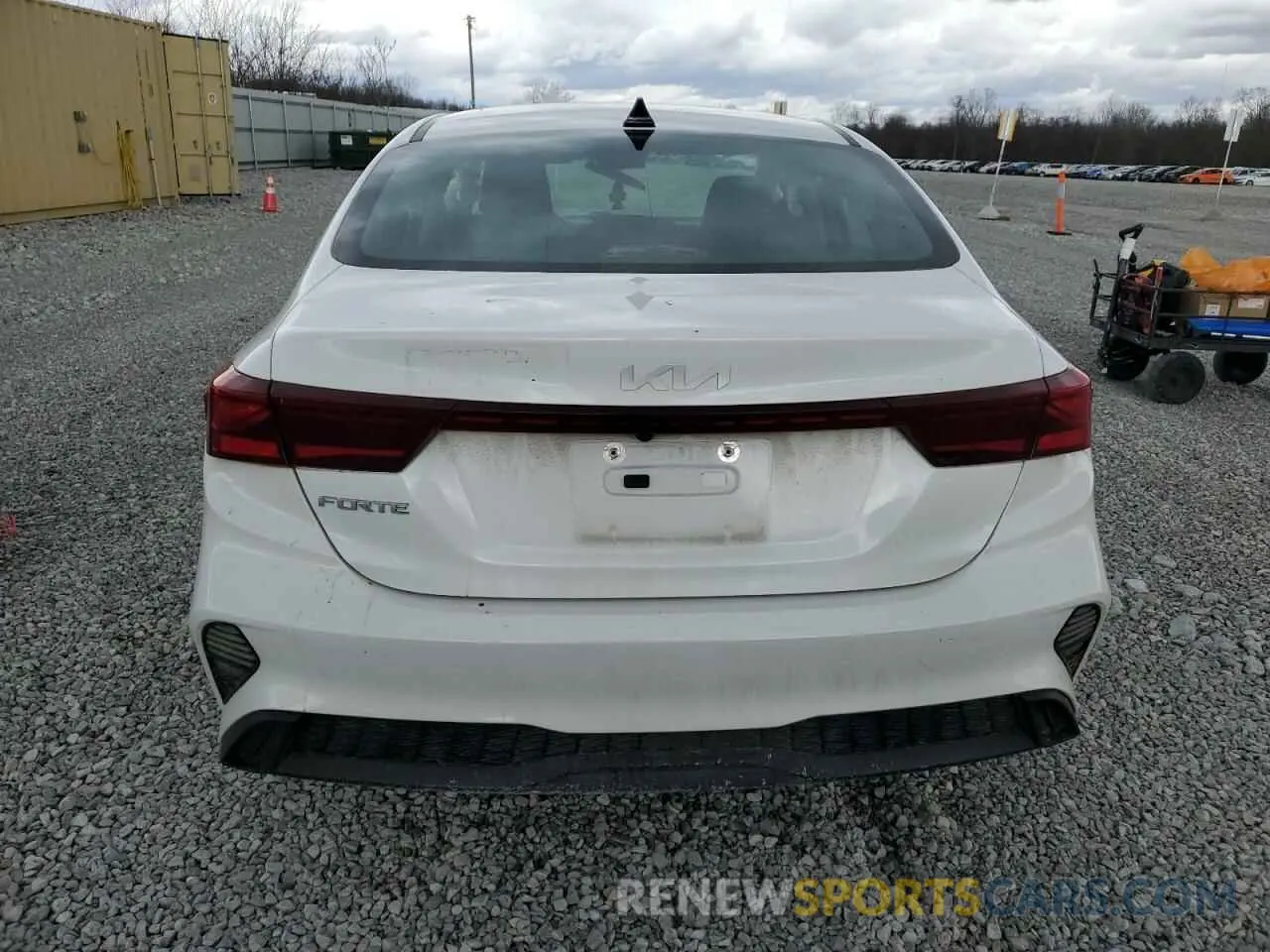 6 fotografías del automóvil dañado 3KPF24AD2PE506427 KIA FORTE 2023