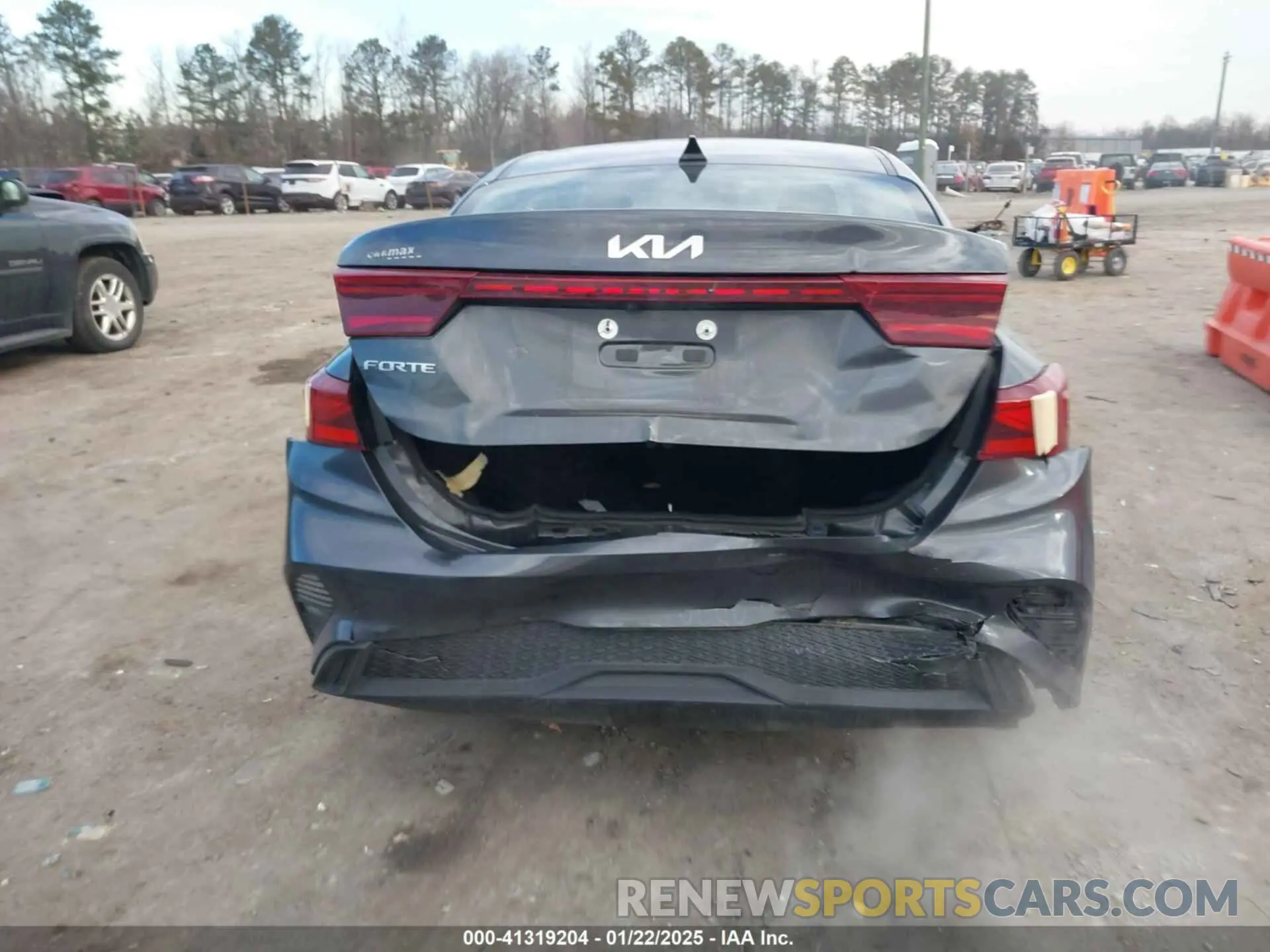 16 fotografías del automóvil dañado 3KPF24AD2PE522336 KIA FORTE 2023