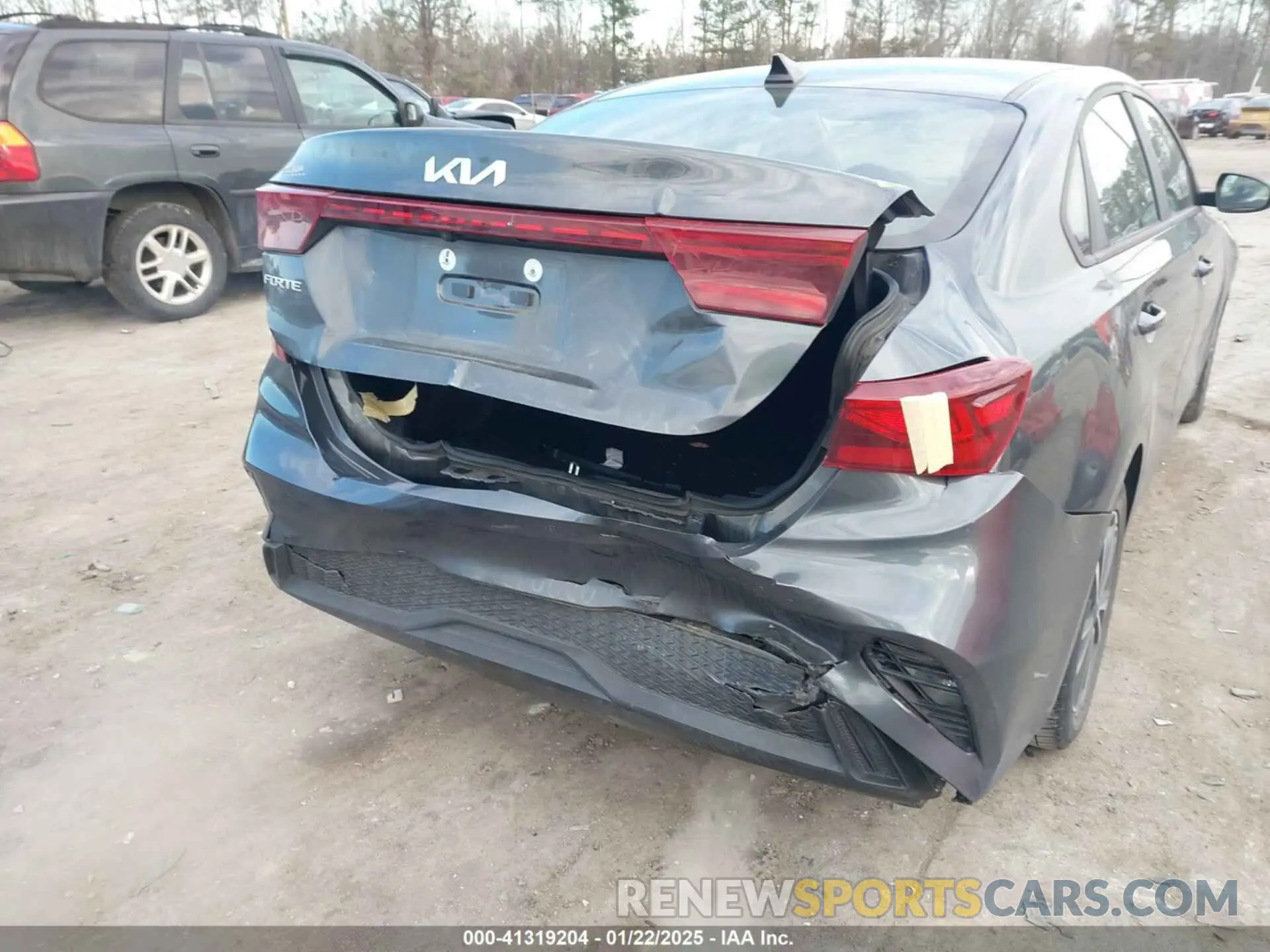 6 fotografías del automóvil dañado 3KPF24AD2PE522336 KIA FORTE 2023